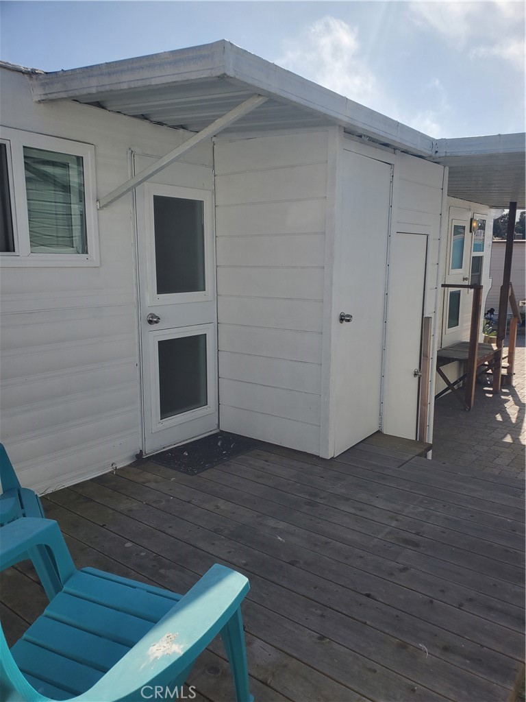 233 Surf Street 3