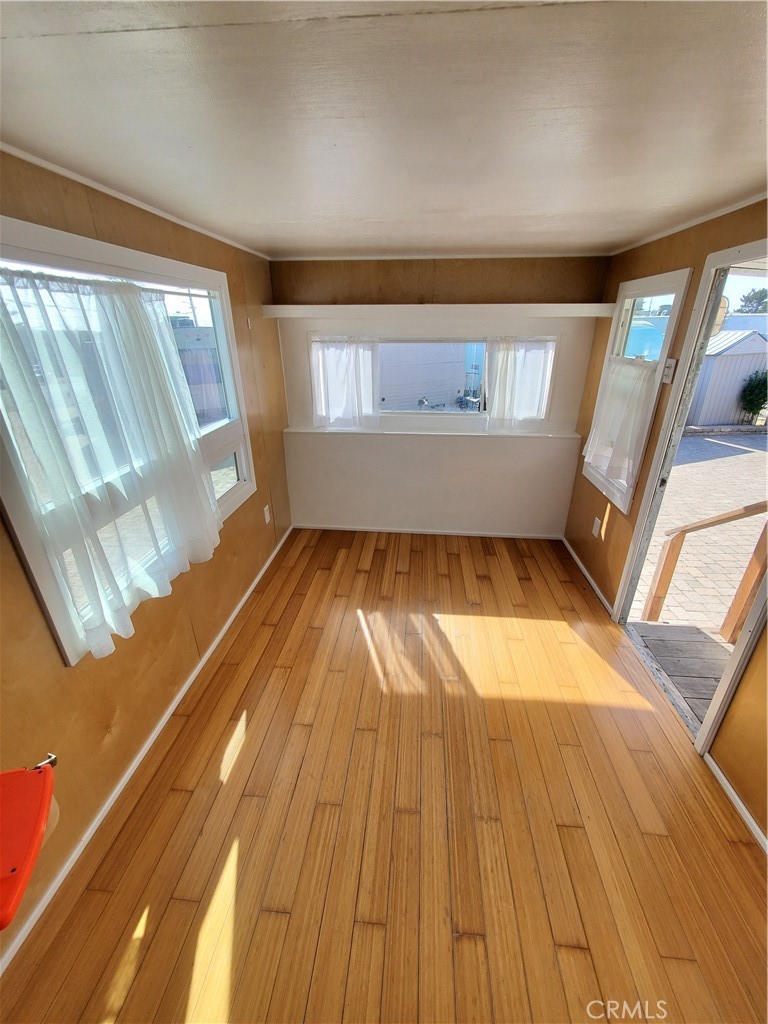 233 Surf Street 3