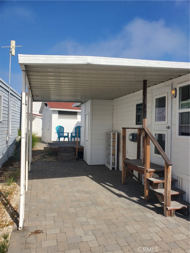 233 Surf Street 3