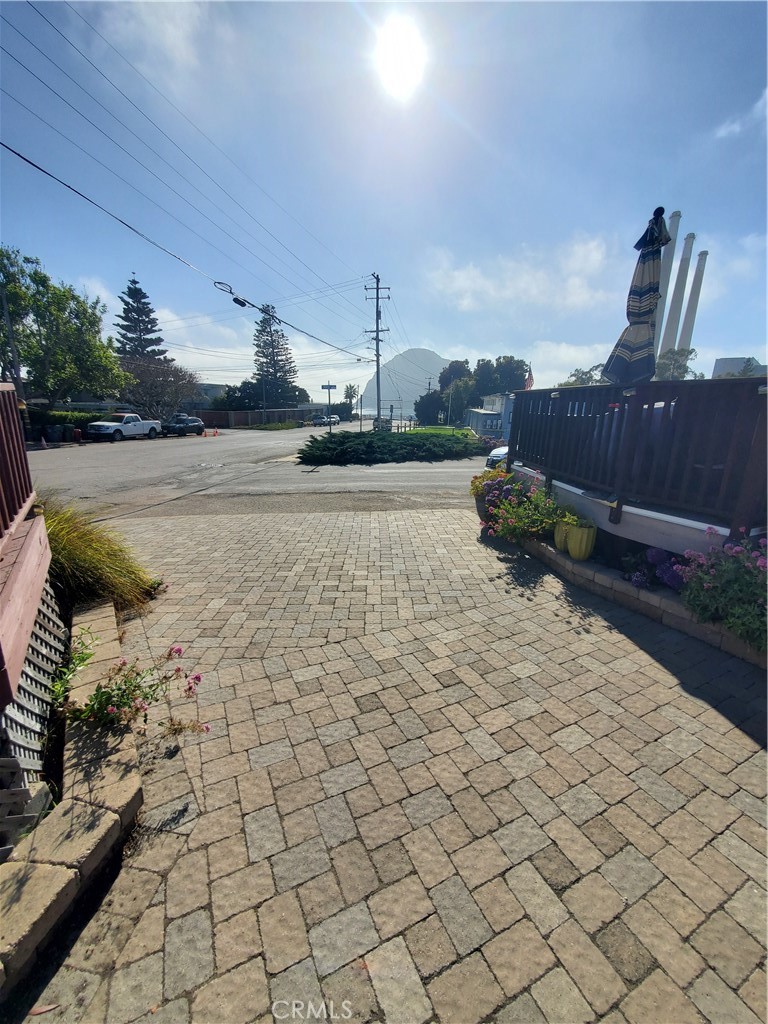 233 Surf Street 3