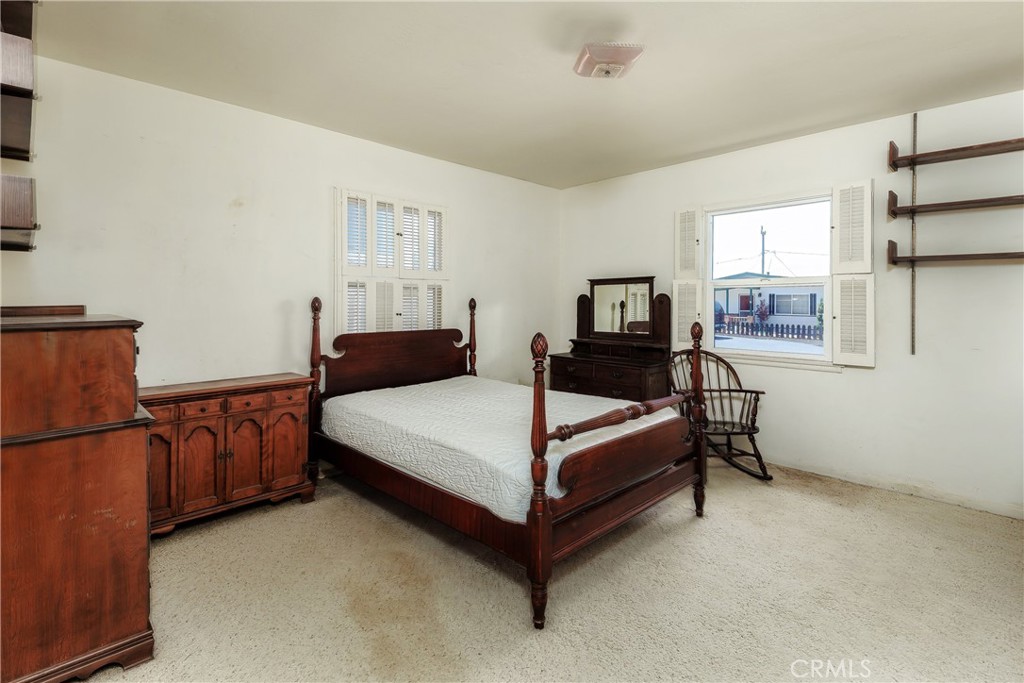 490 Fresno