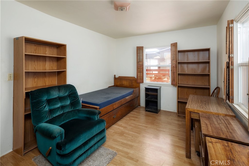 490 Fresno
