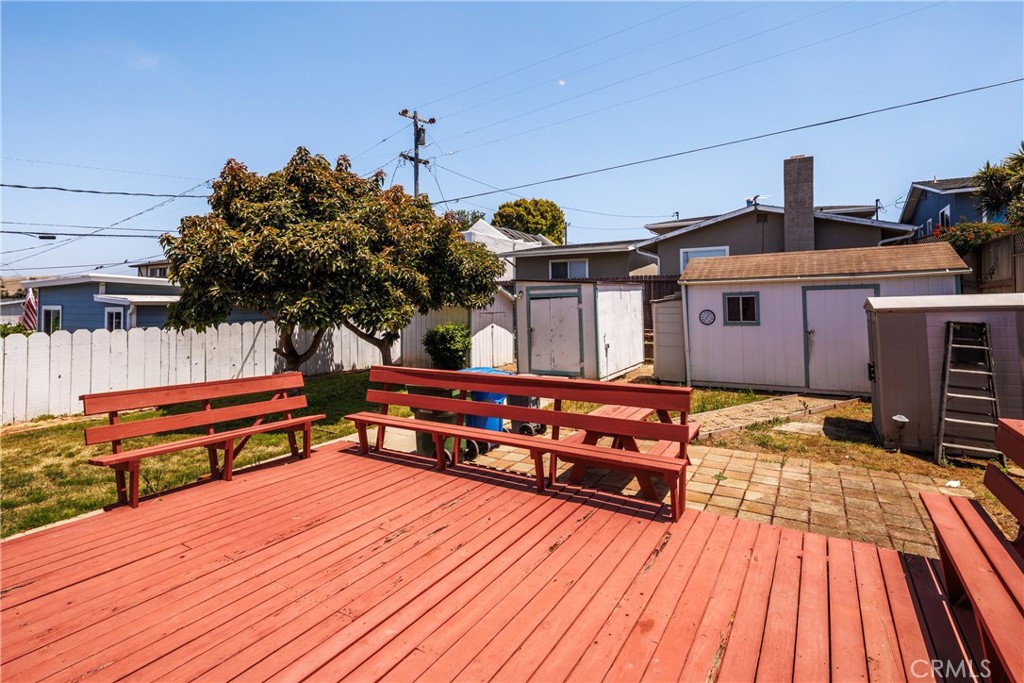490 Fresno