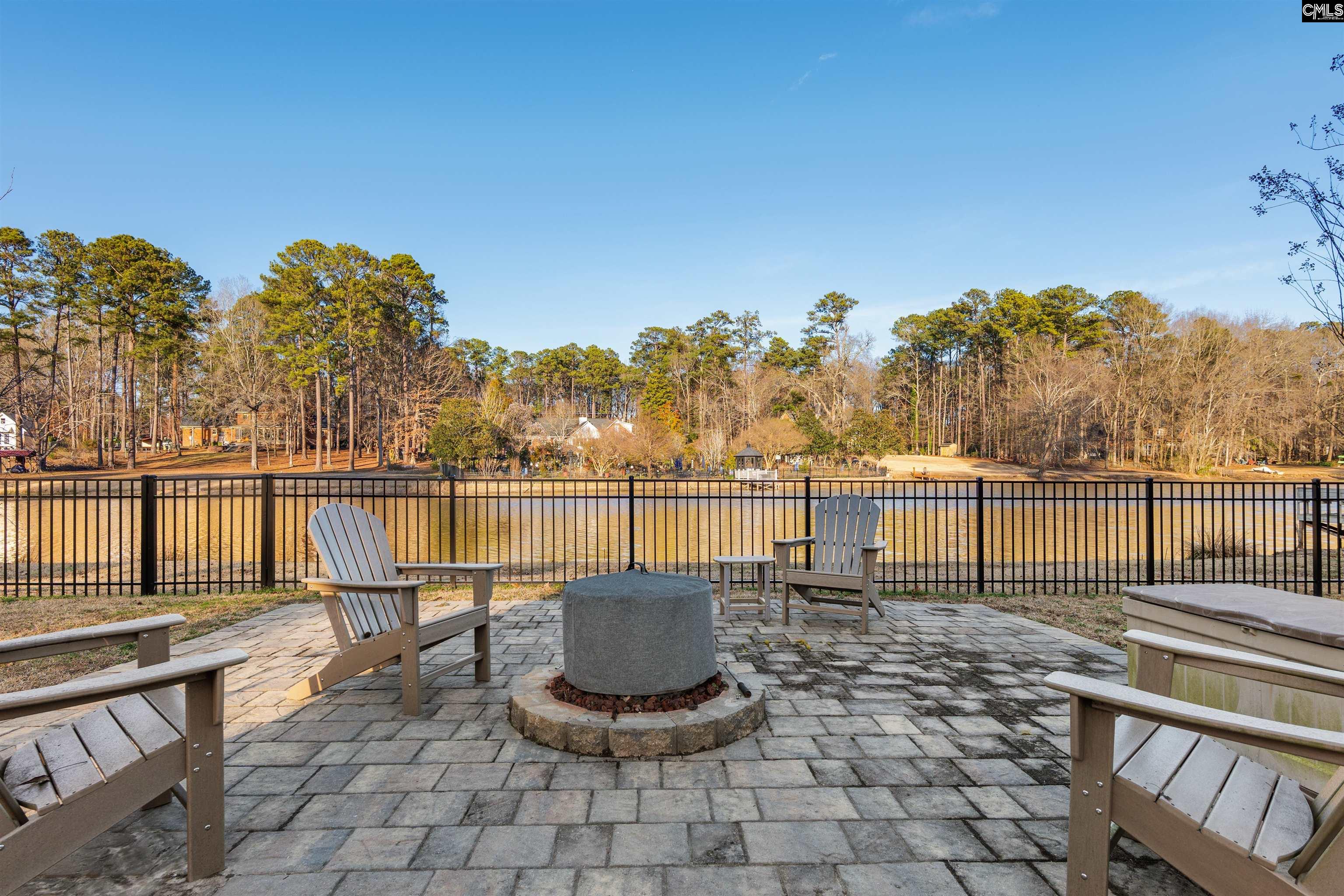 212 Winding Wood Circle