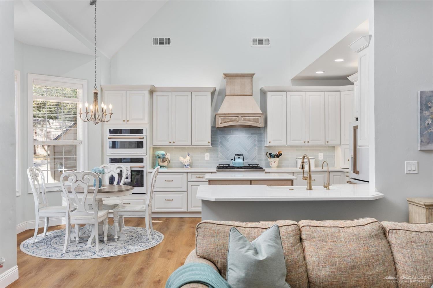 28807 Valley Oak Road