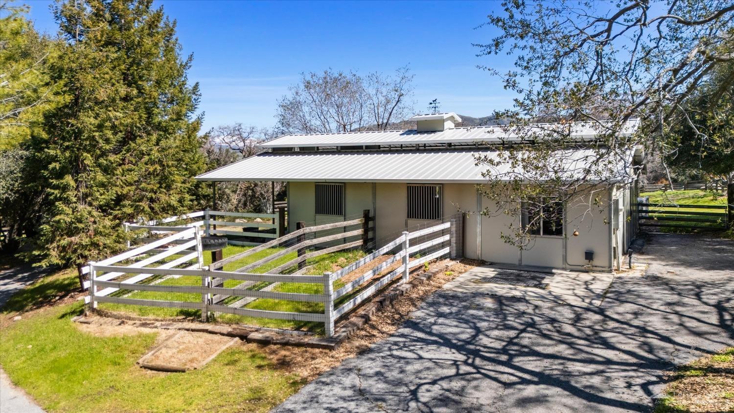 28807 Valley Oak Road