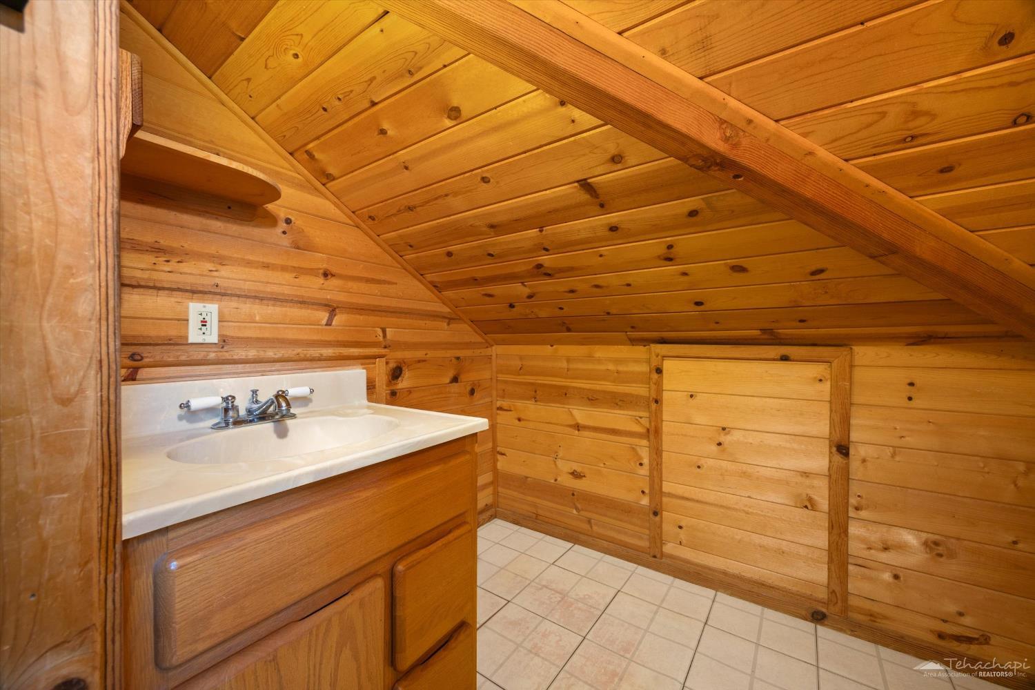 29972 Woodford Tehachapi Road