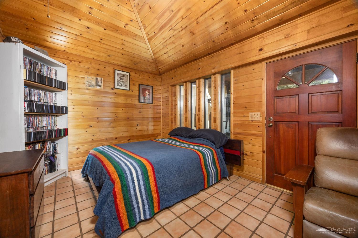 29972 Woodford Tehachapi Road