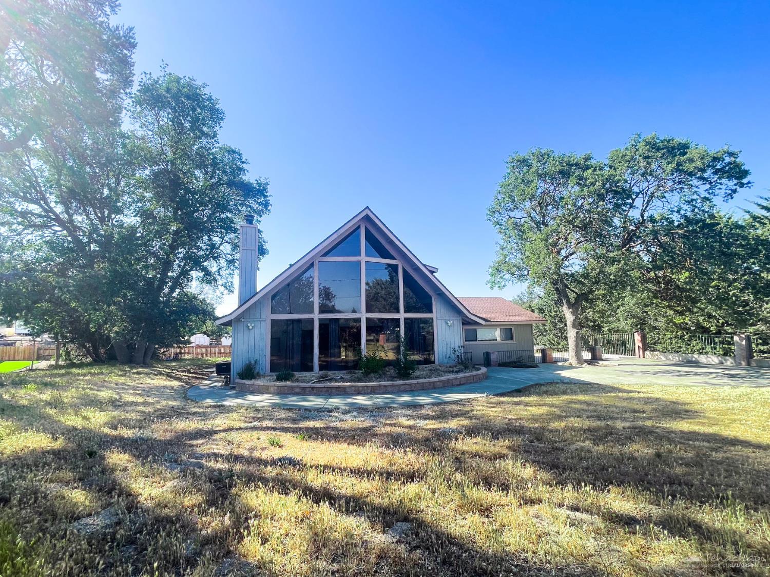 22711 Jerry Drive