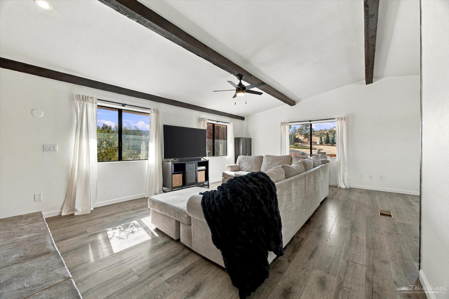 29691 Rollingoak Drive