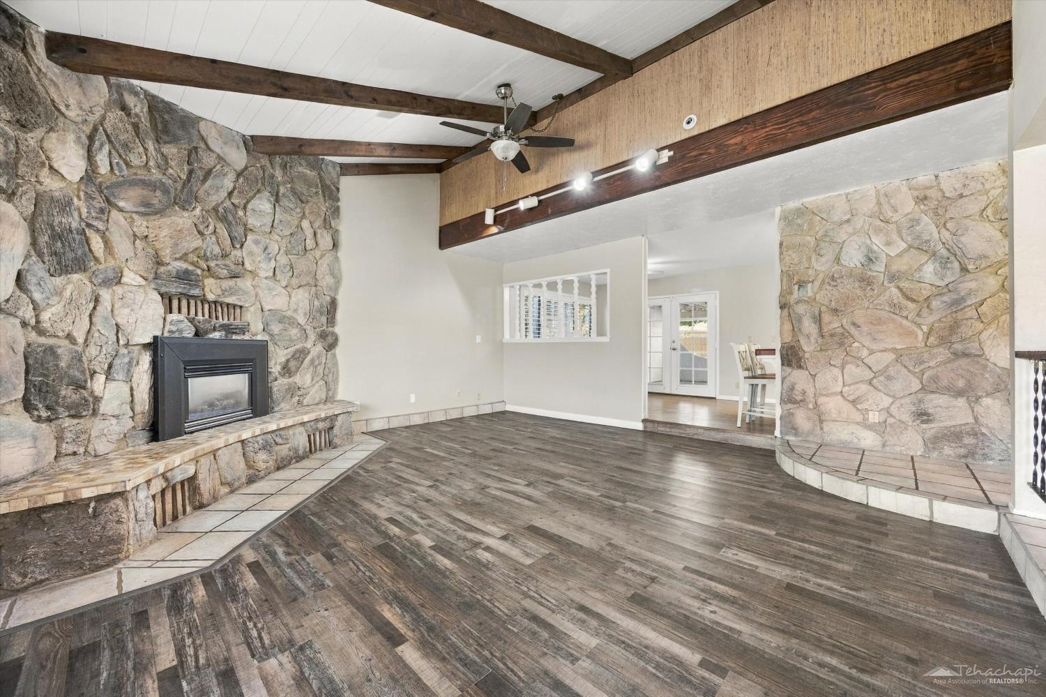 23492 Cummings Valley Road