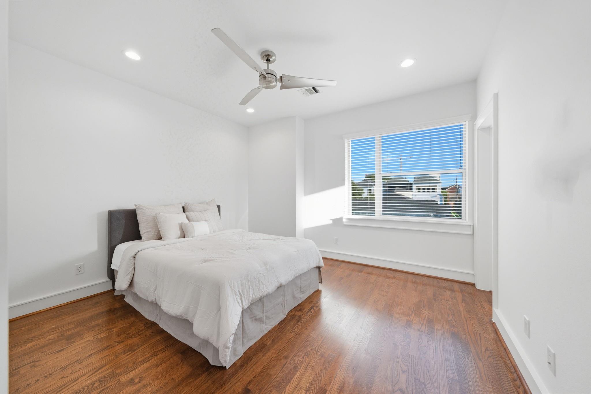 407 W Polk Street