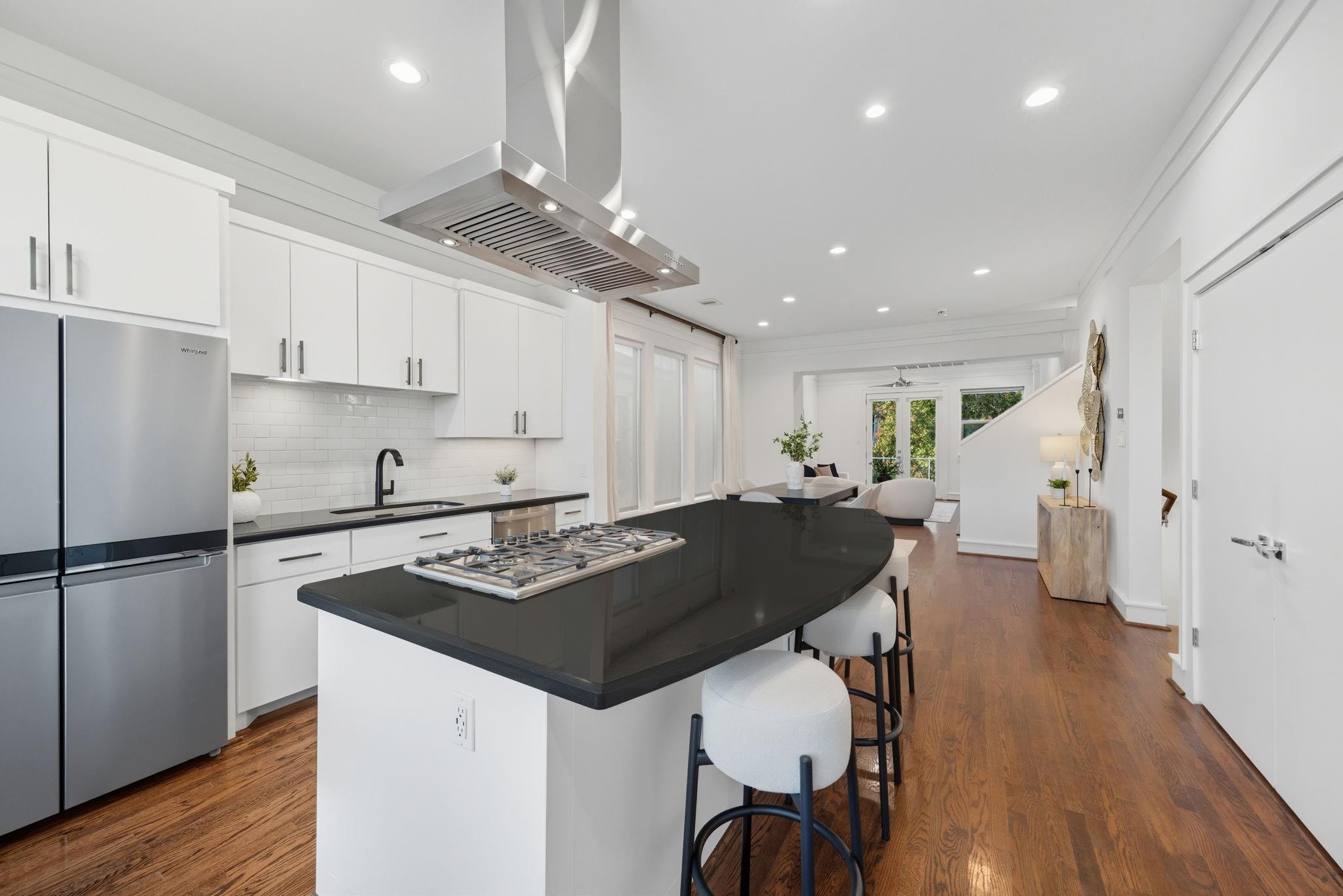 407 W Polk Street