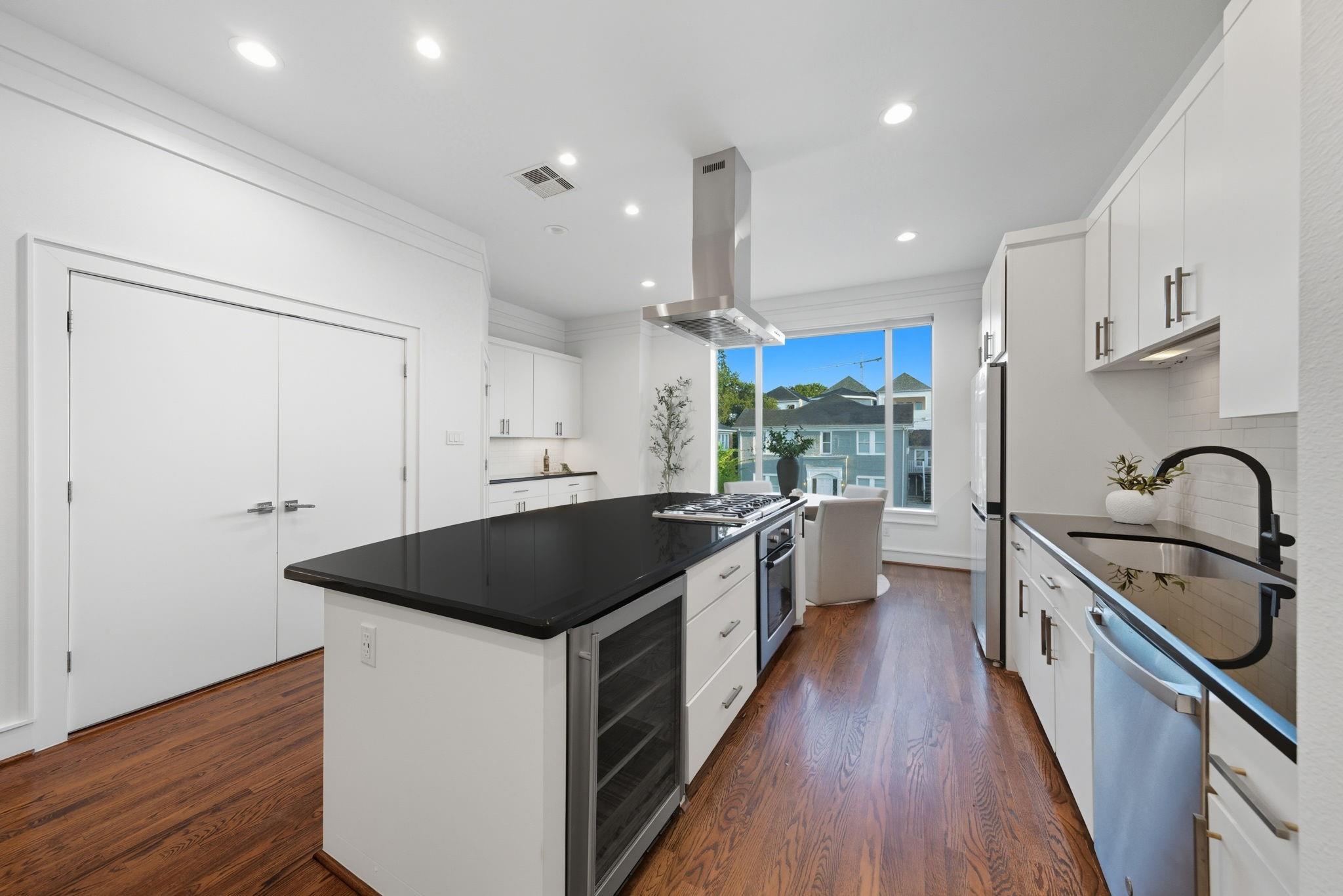 407 W Polk Street