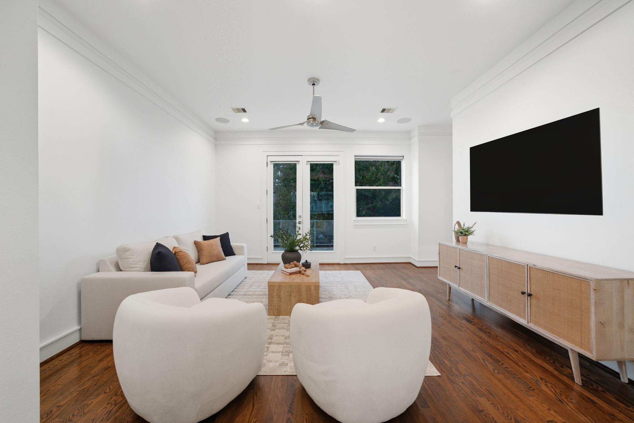 407 W Polk Street