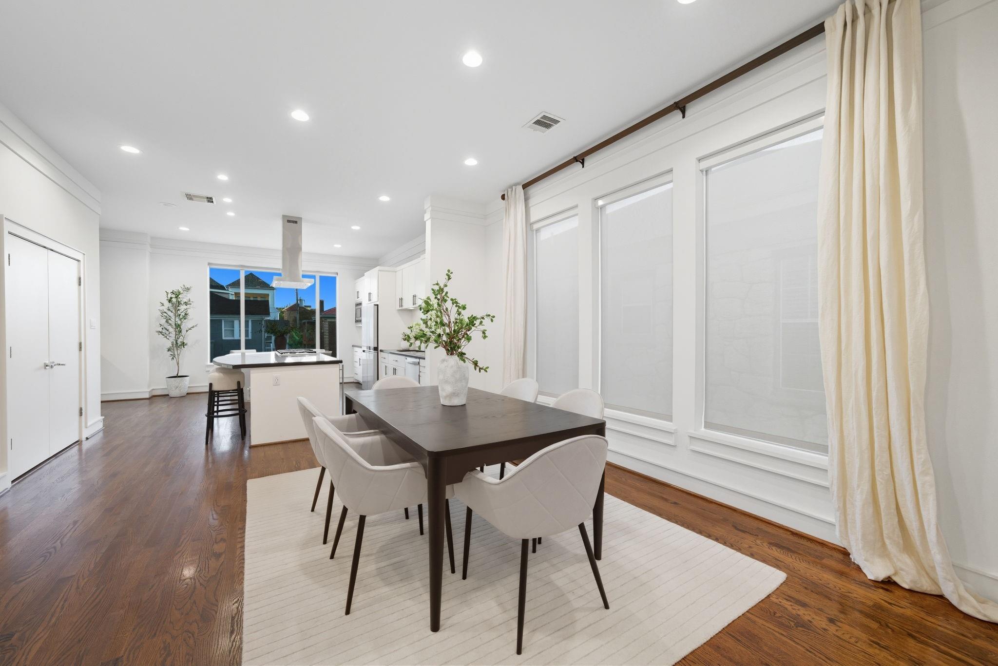 407 W Polk Street