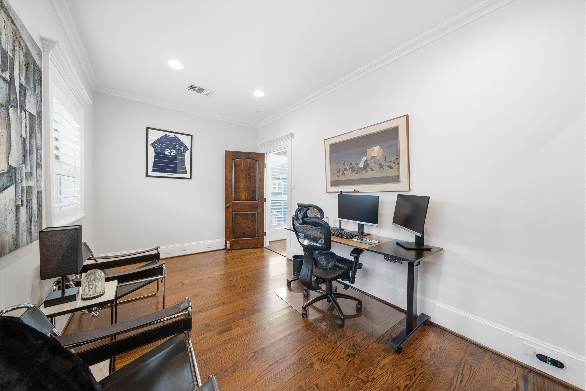 1418 Columbia Street