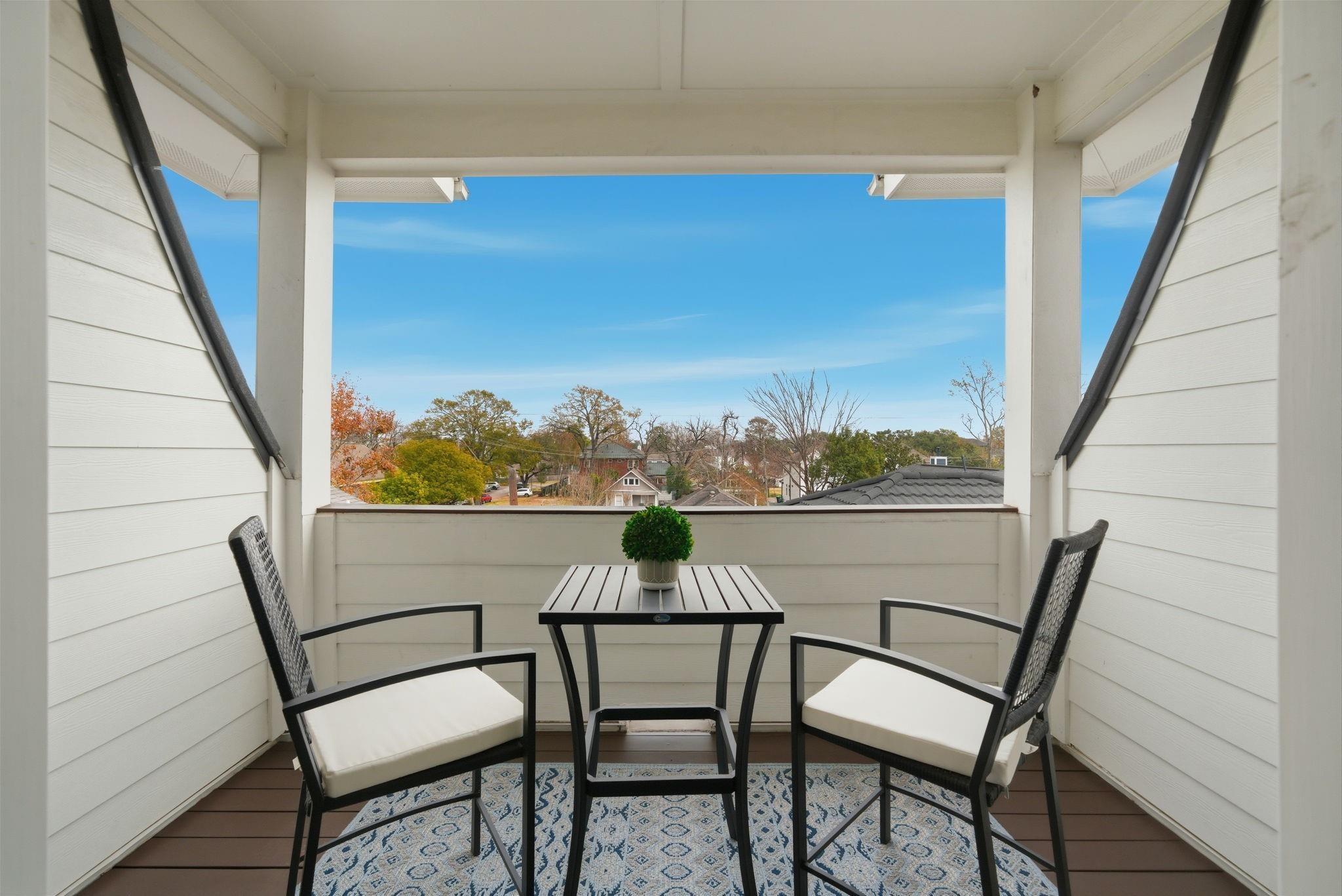 1418 Columbia Street