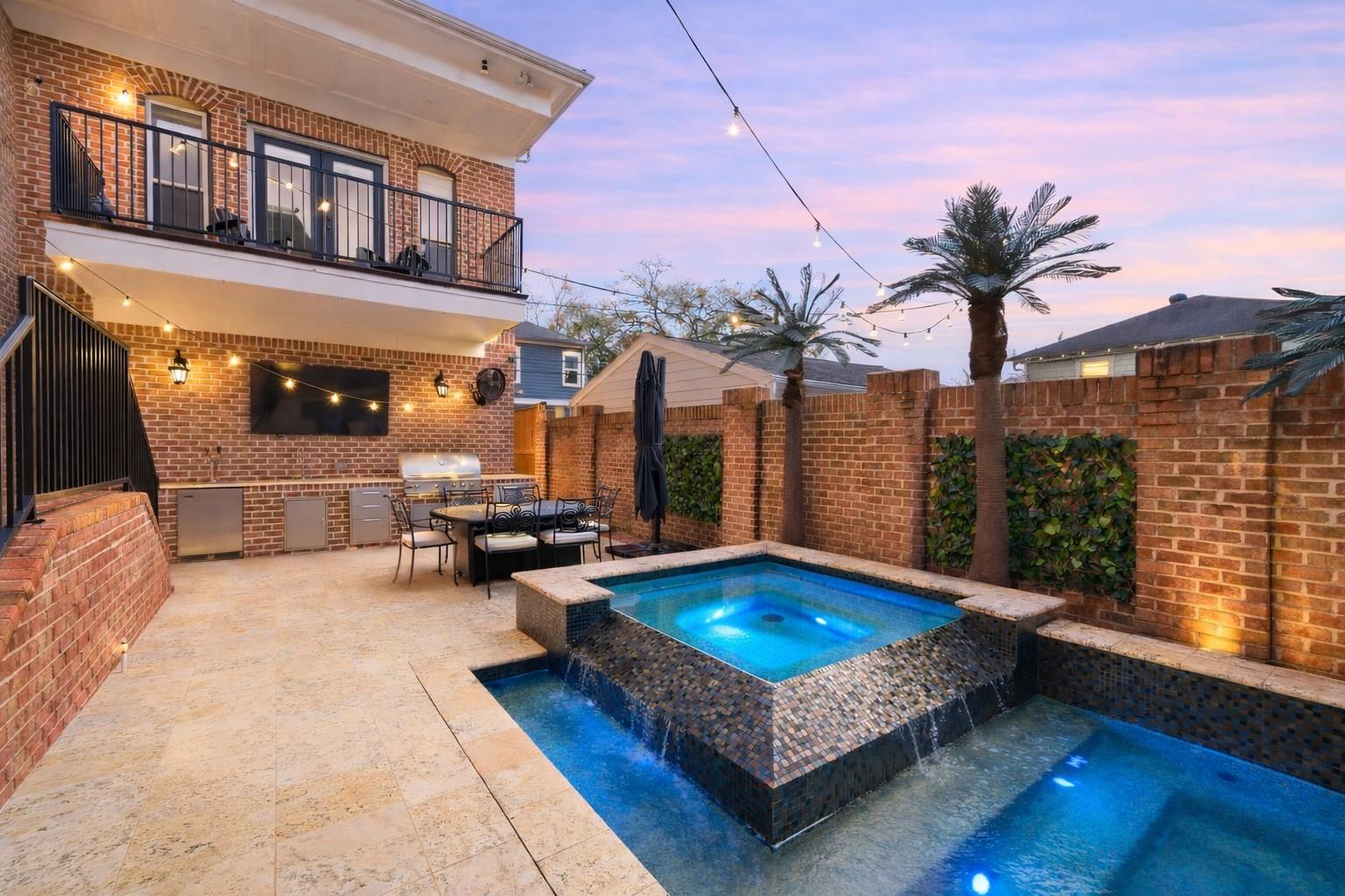 1418 Columbia Street