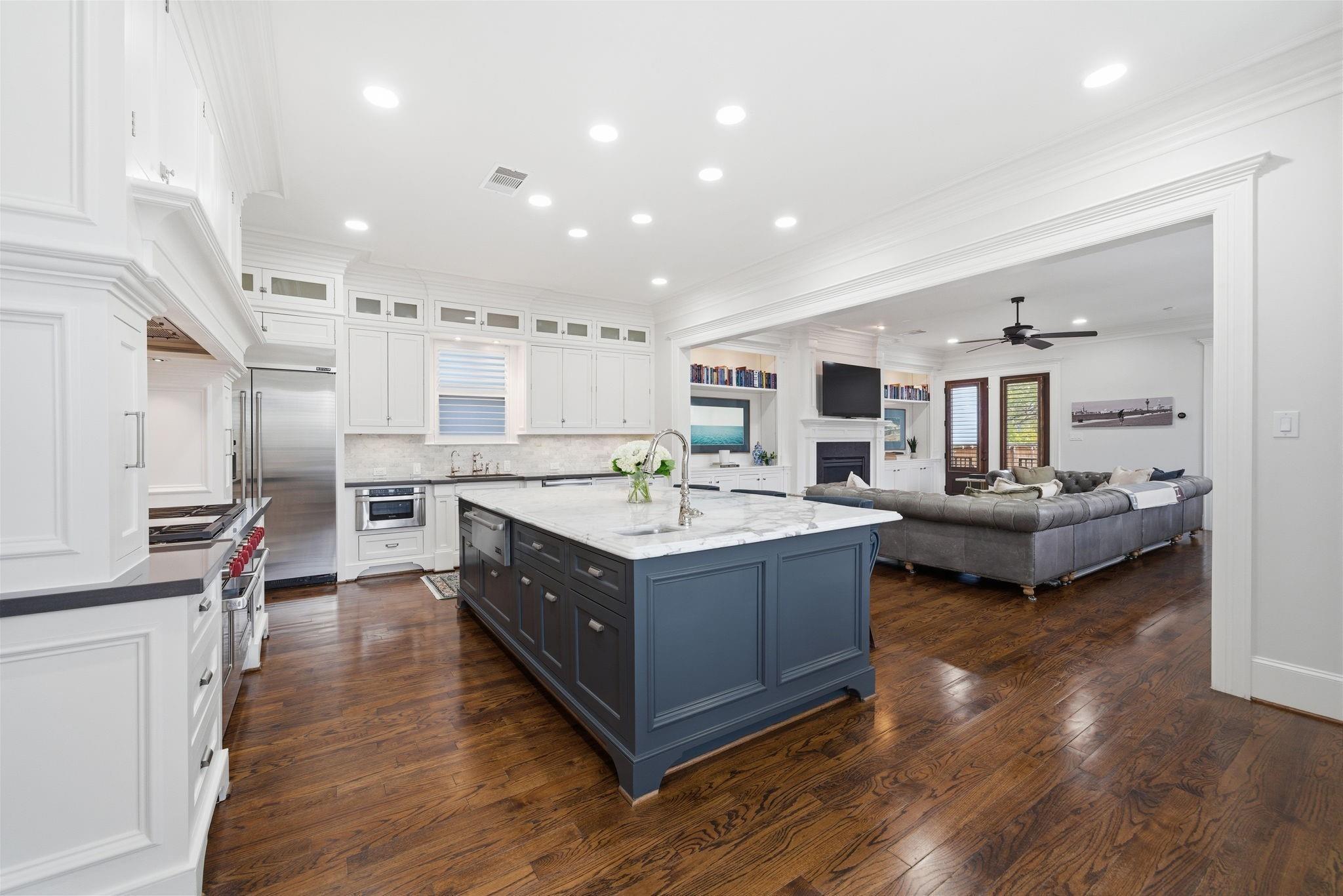 1418 Columbia Street