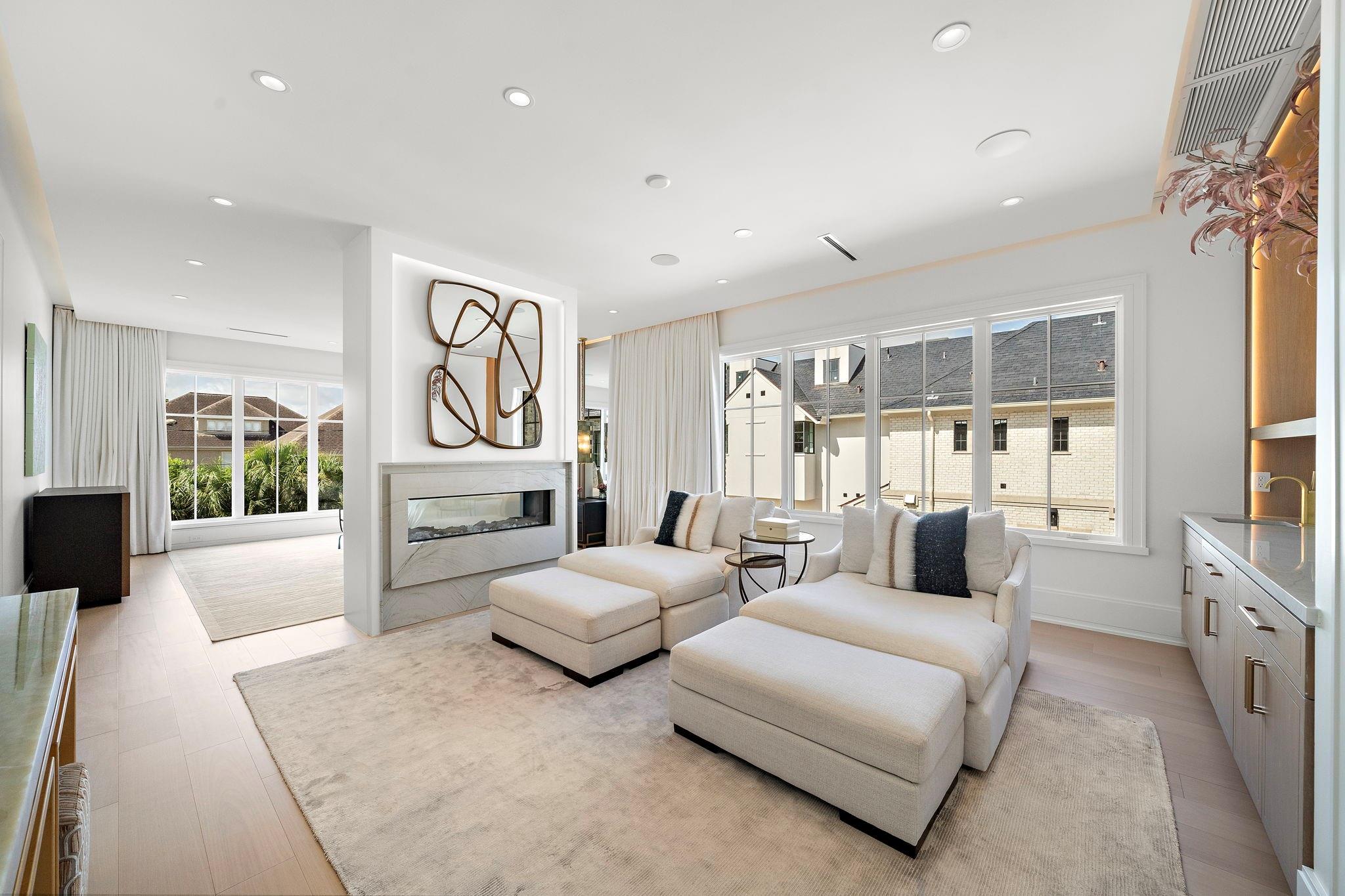3649 Chevy Chase Drive