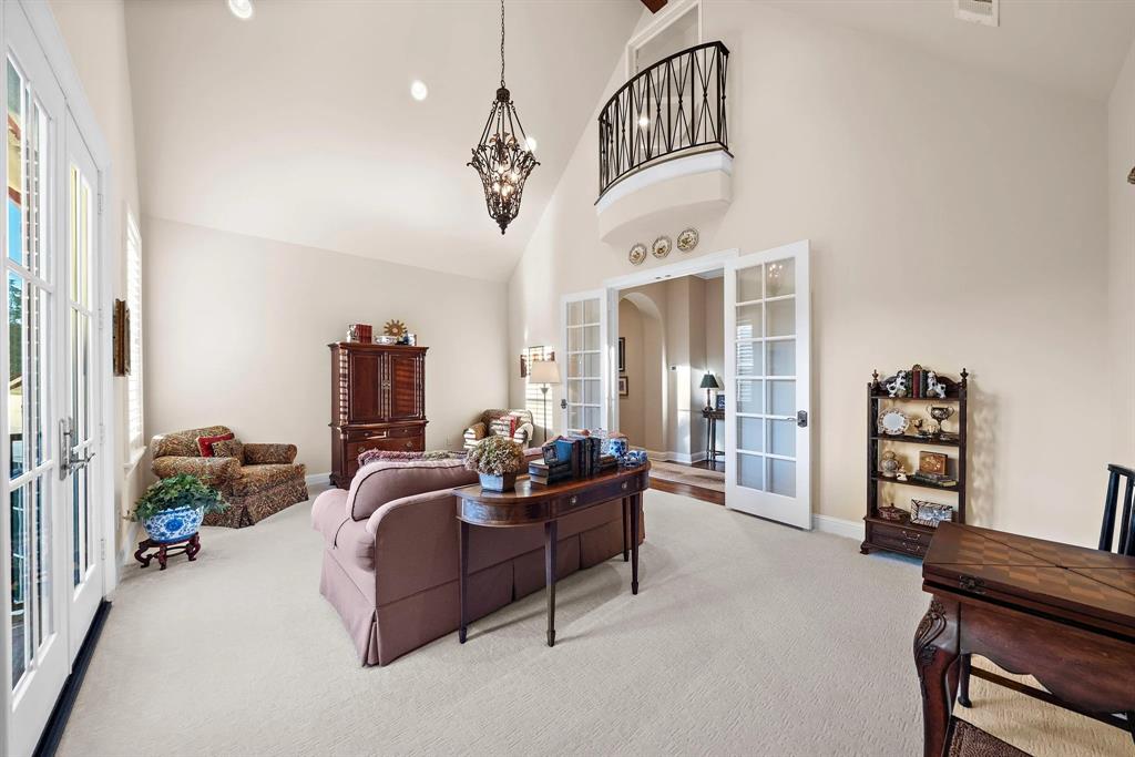 3806 Meadow Lake Lane