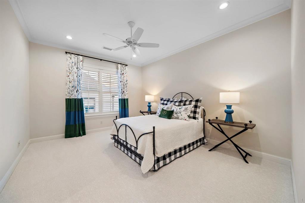 3806 Meadow Lake Lane