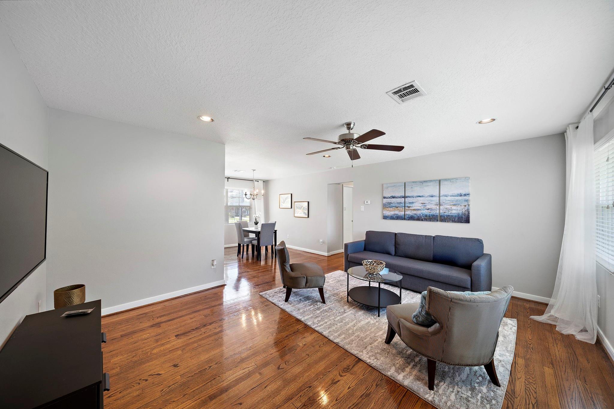 3237 Rosedale Street