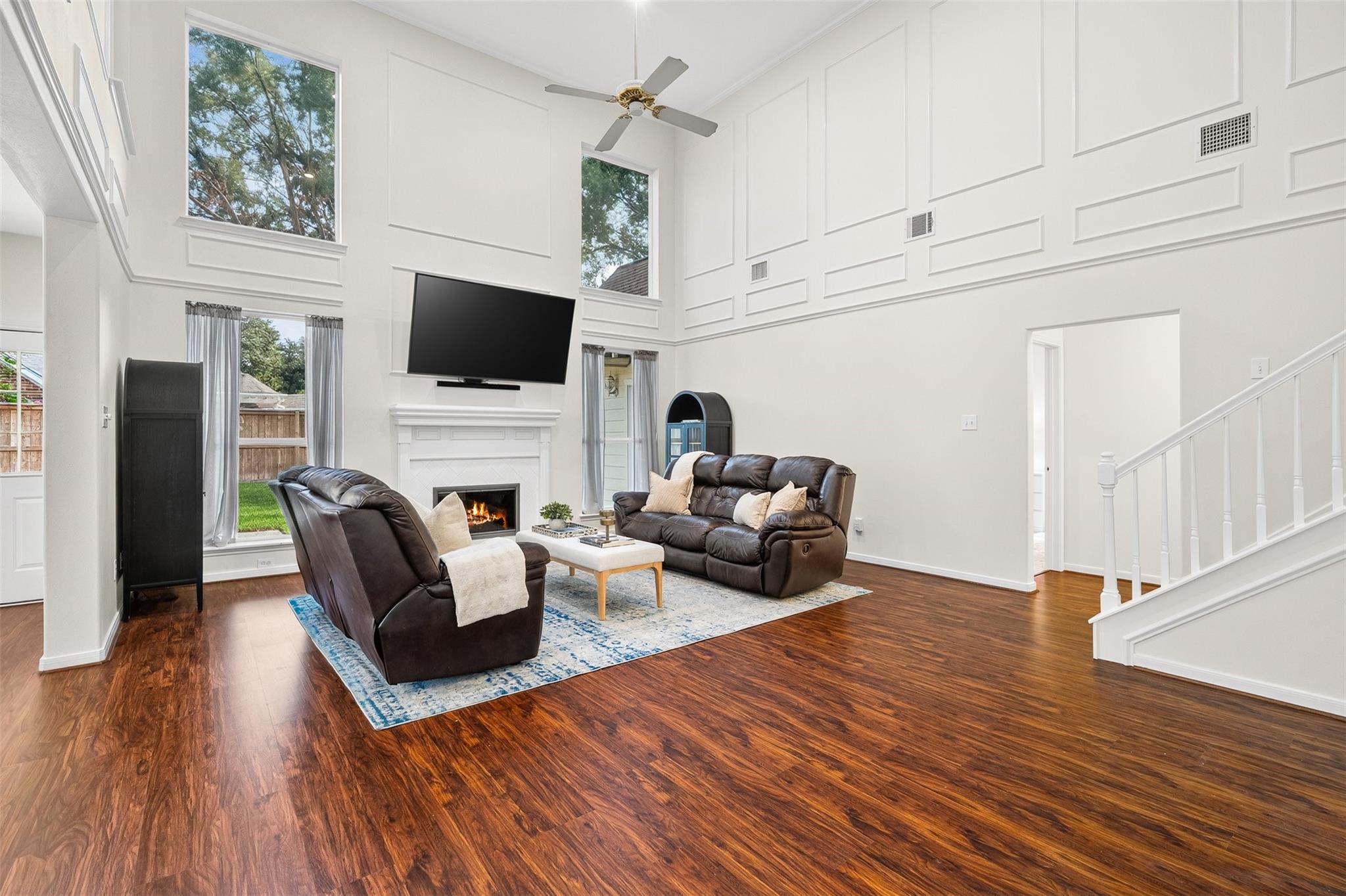 12406 Arrondi Circle