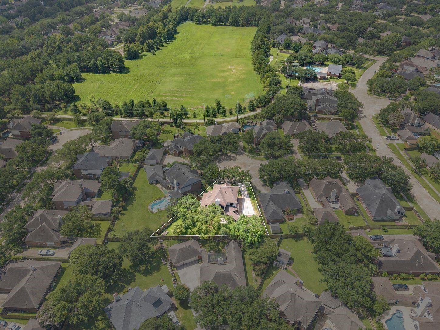 12406 Arrondi Circle