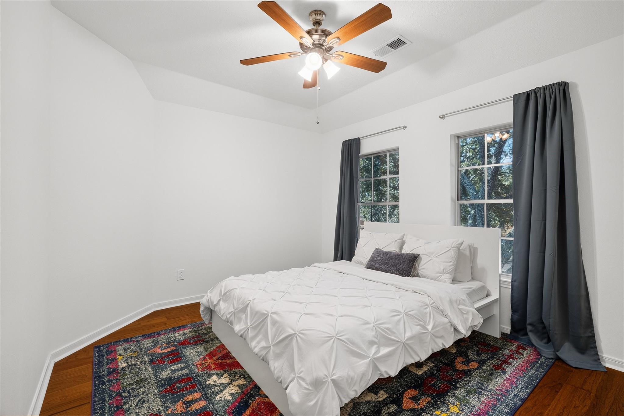 12406 Arrondi Circle