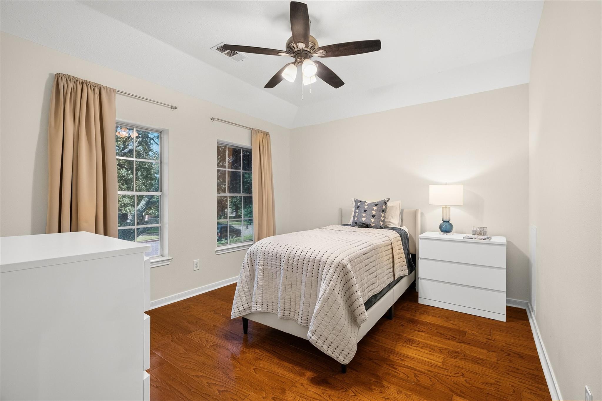 12406 Arrondi Circle