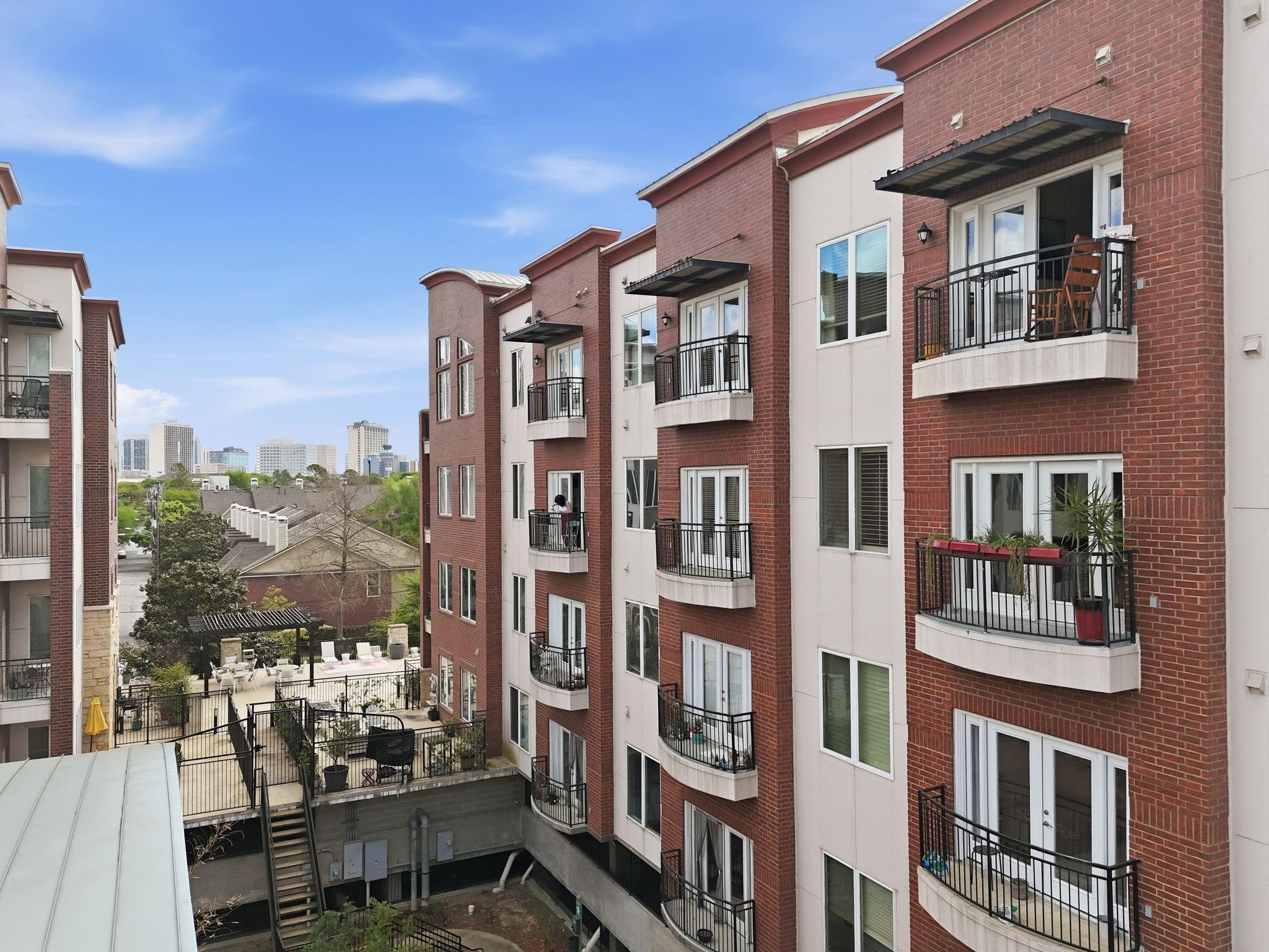 100 Willard Street # 36