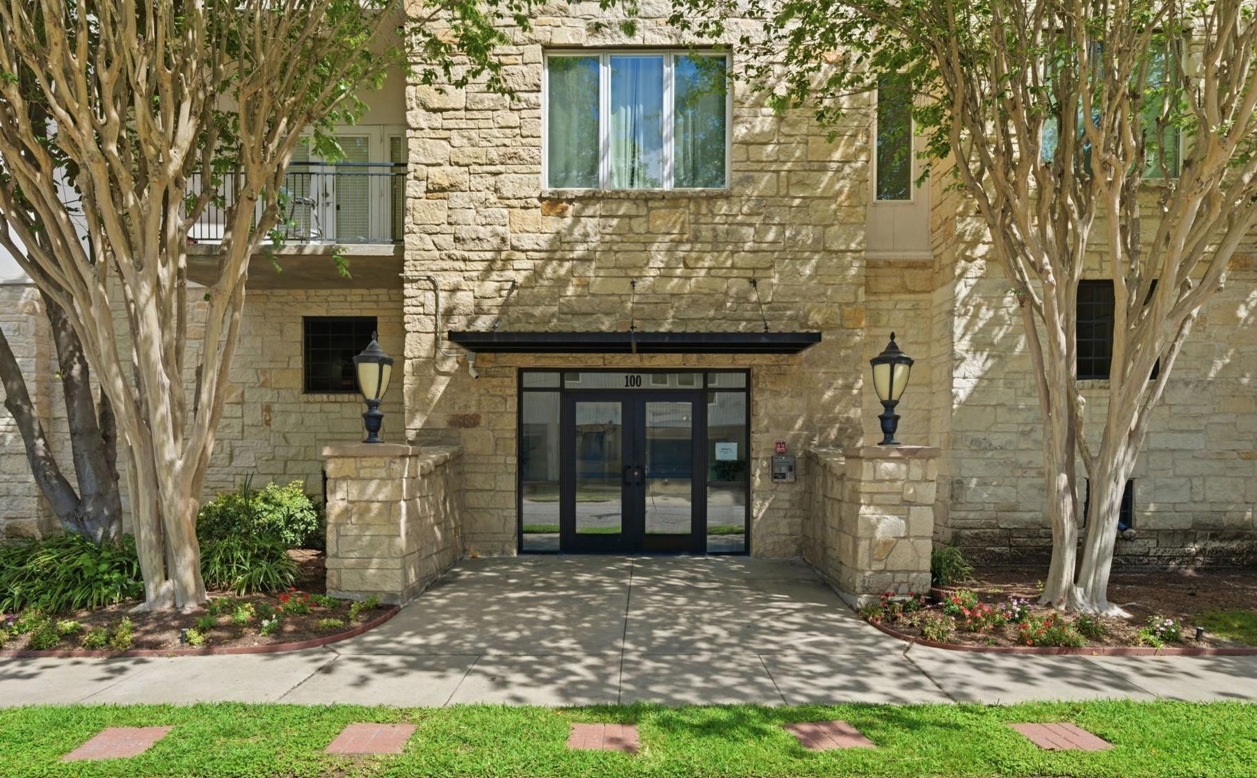 100 Willard Street # 36