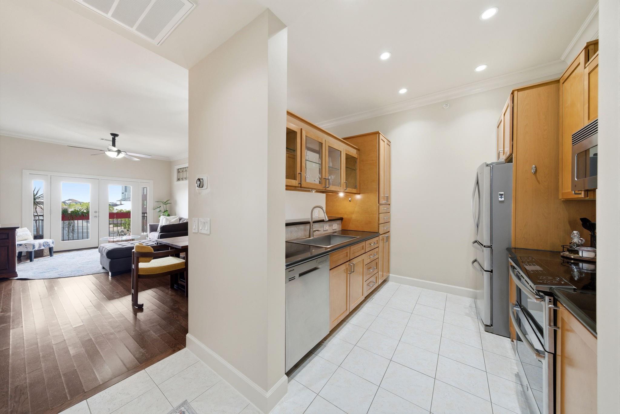 100 Willard Street # 36