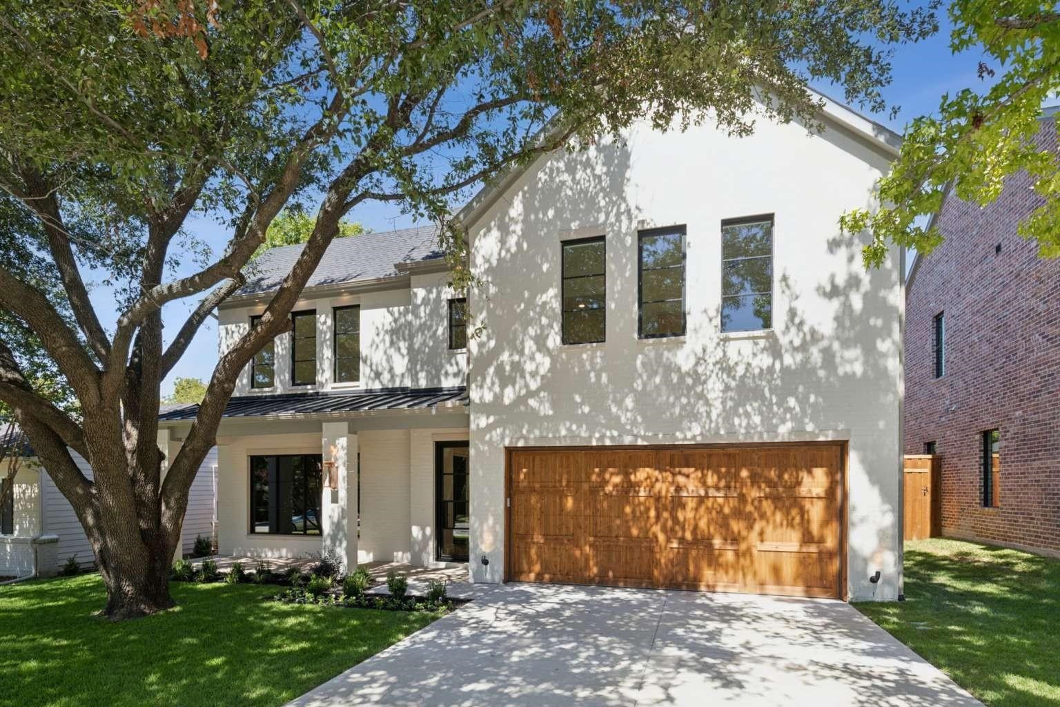 3851 Davila Drive