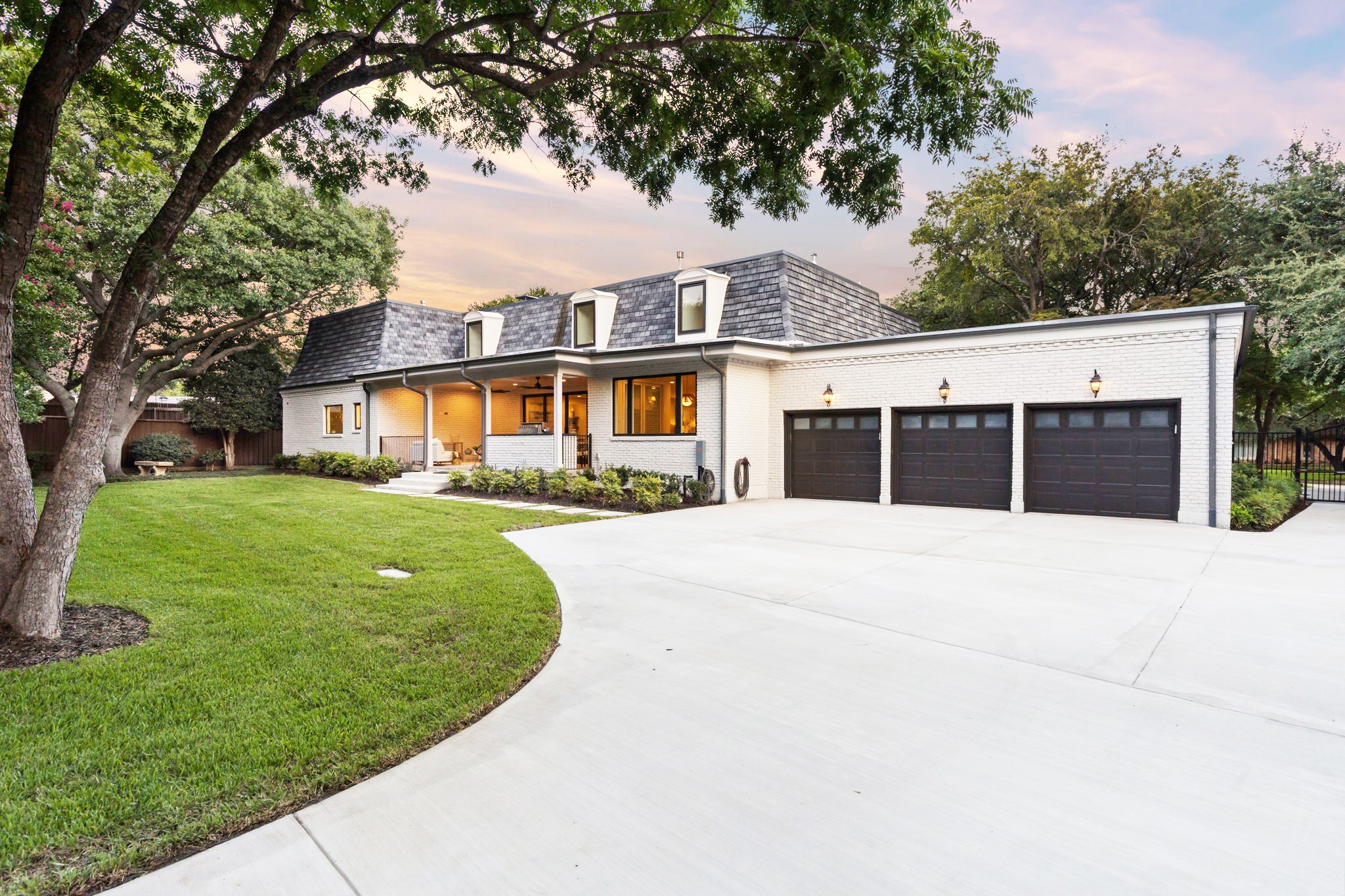 5425 Springmeadow Drive