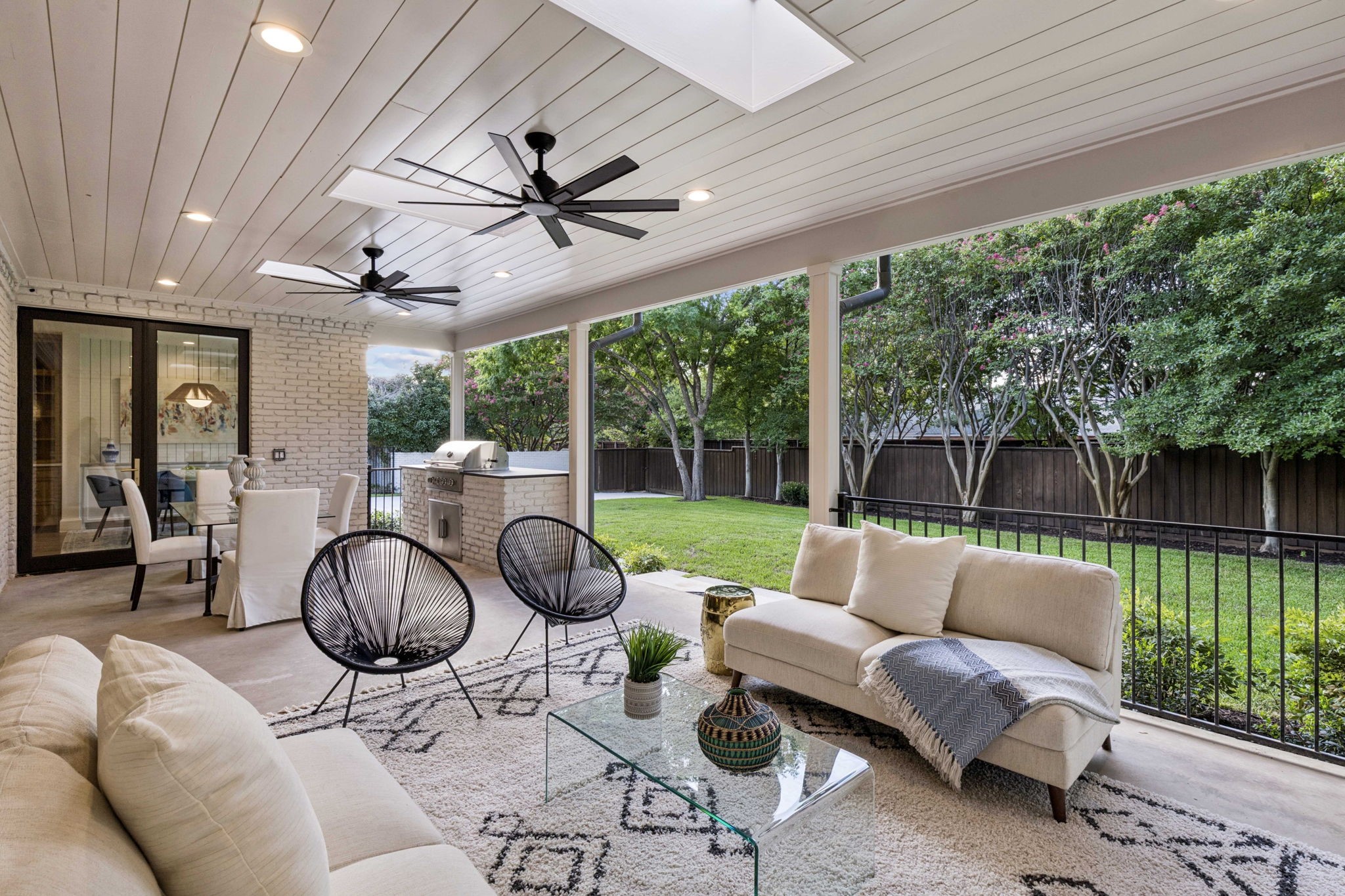 5425 Springmeadow Drive