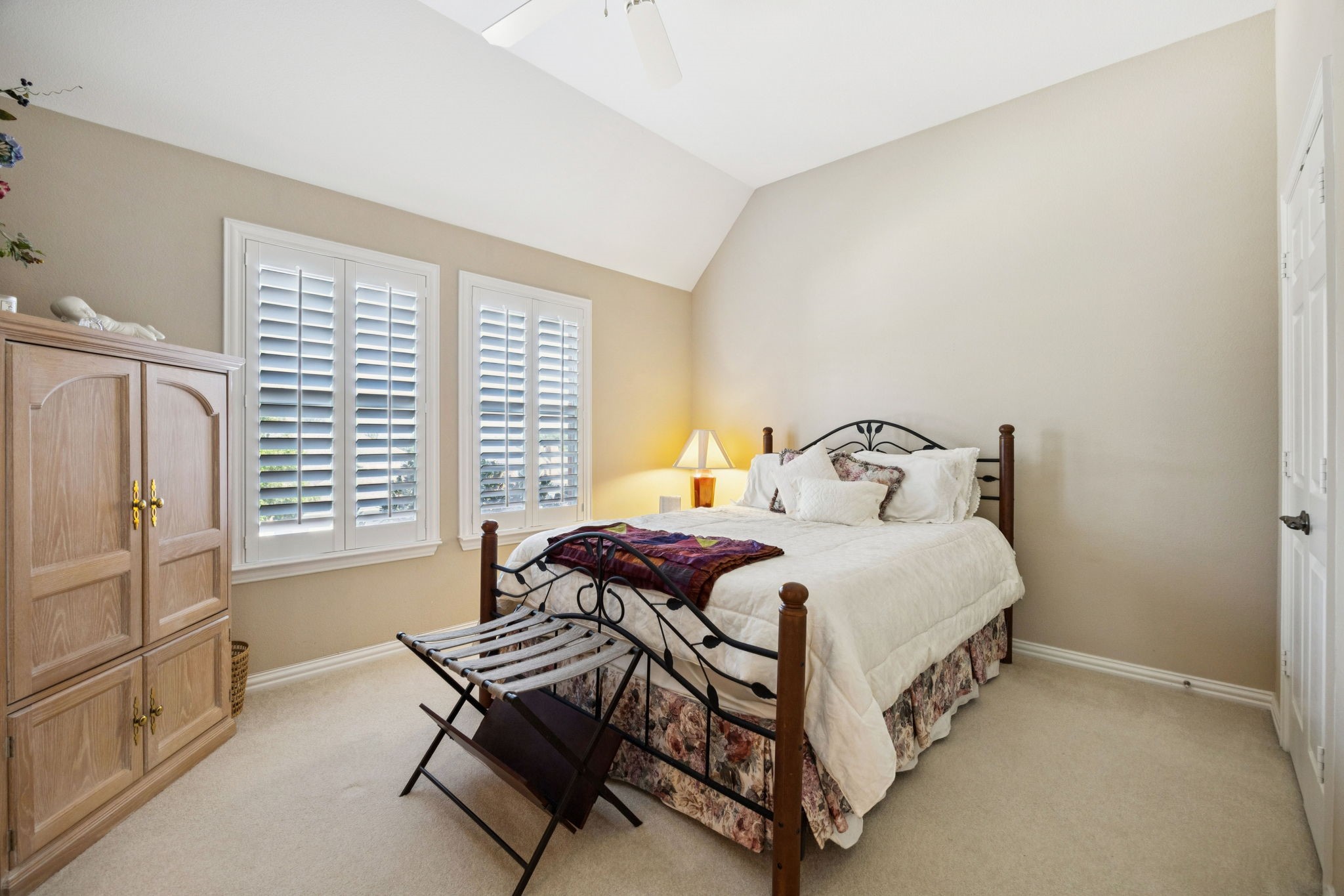 2170 Clubview Drive