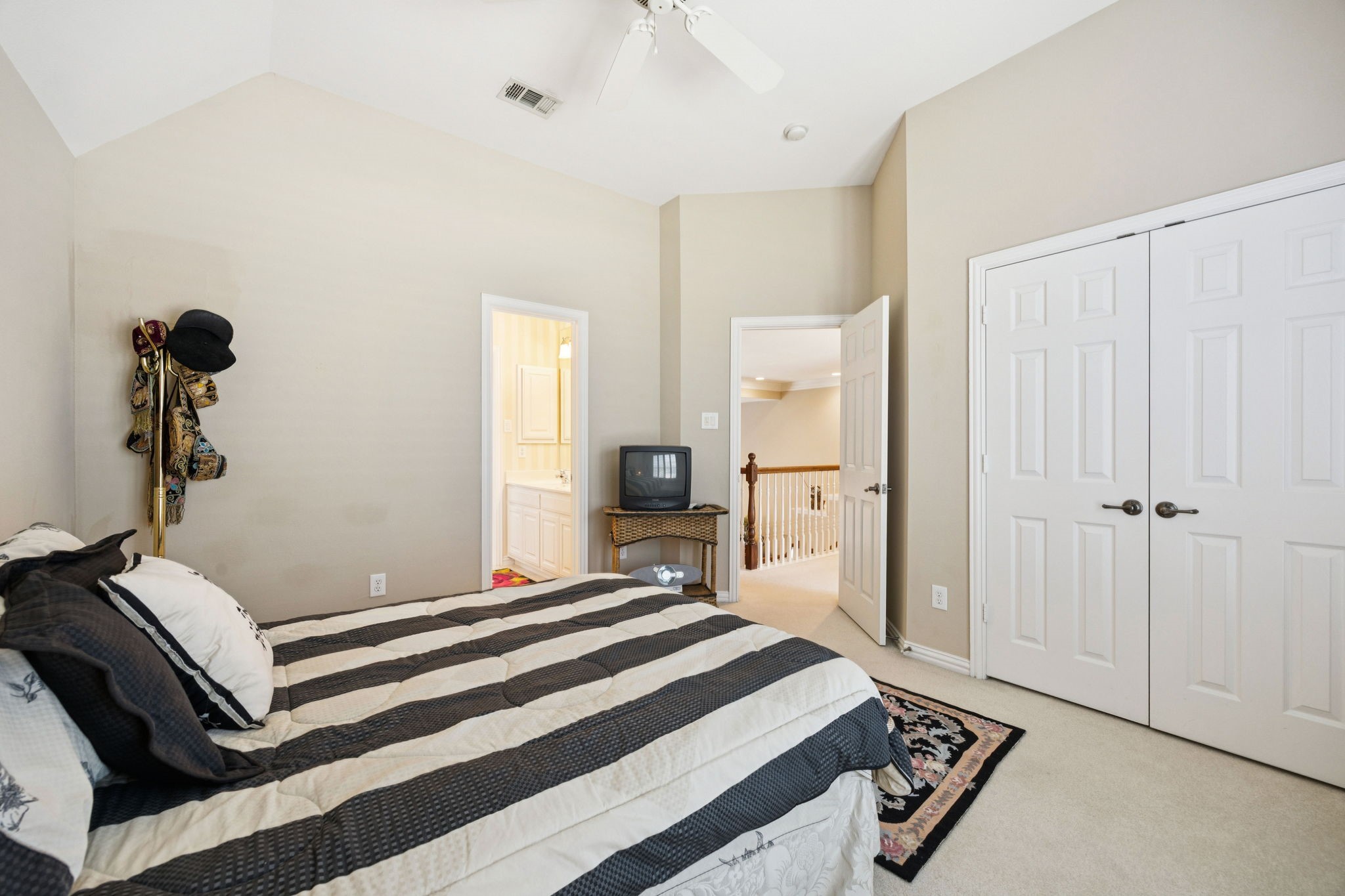 2170 Clubview Drive