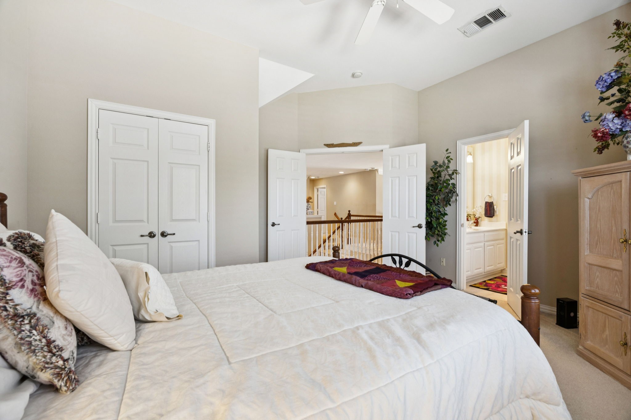 2170 Clubview Drive