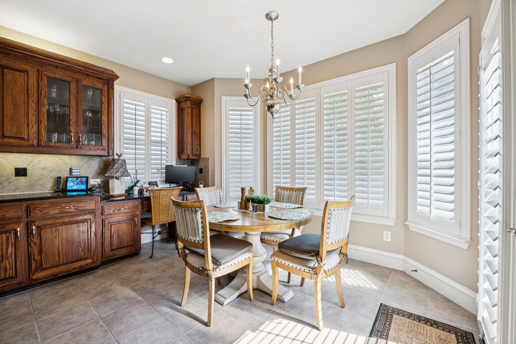 2170 Clubview Drive