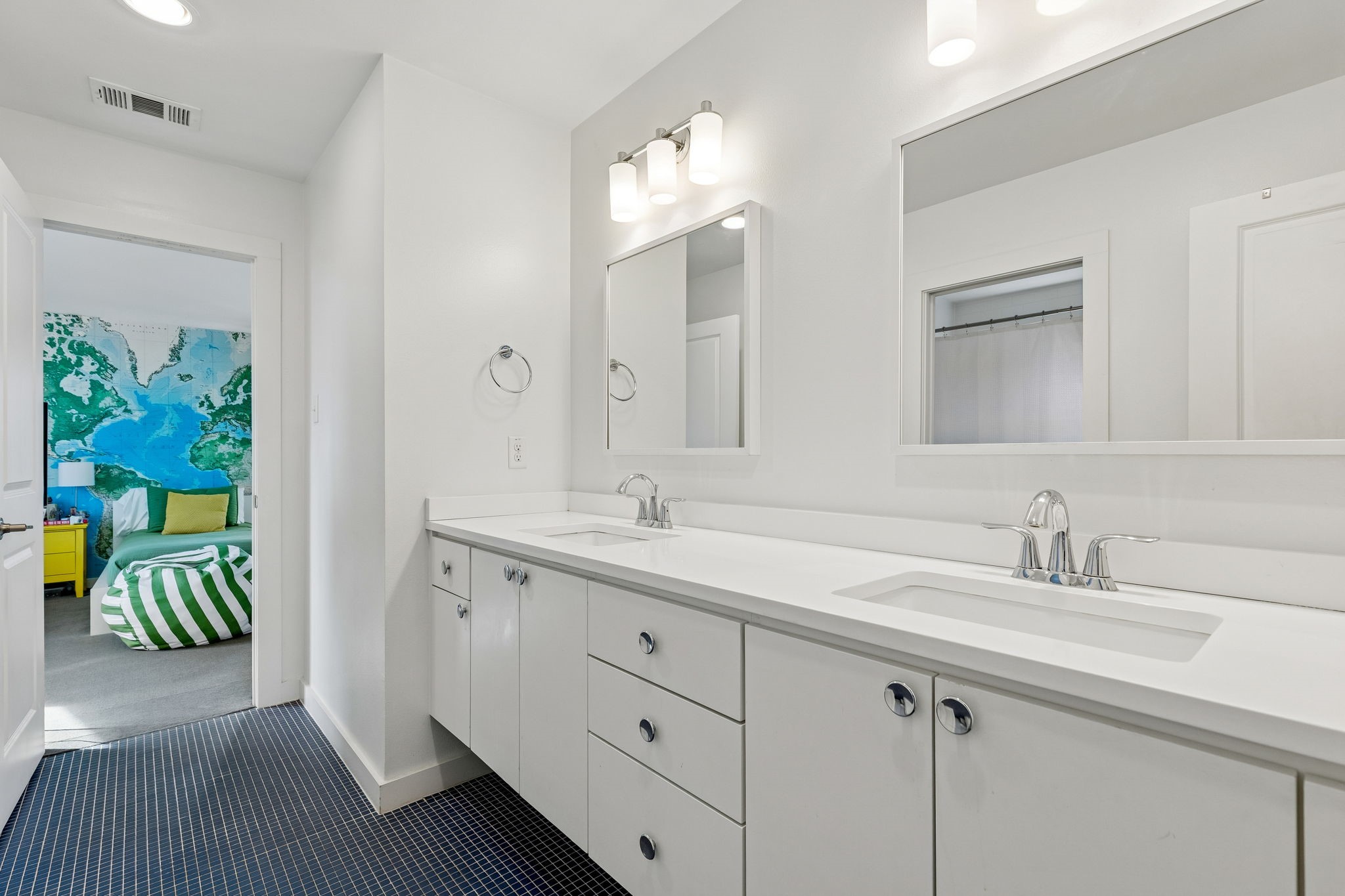 9747 Broken Bow Road