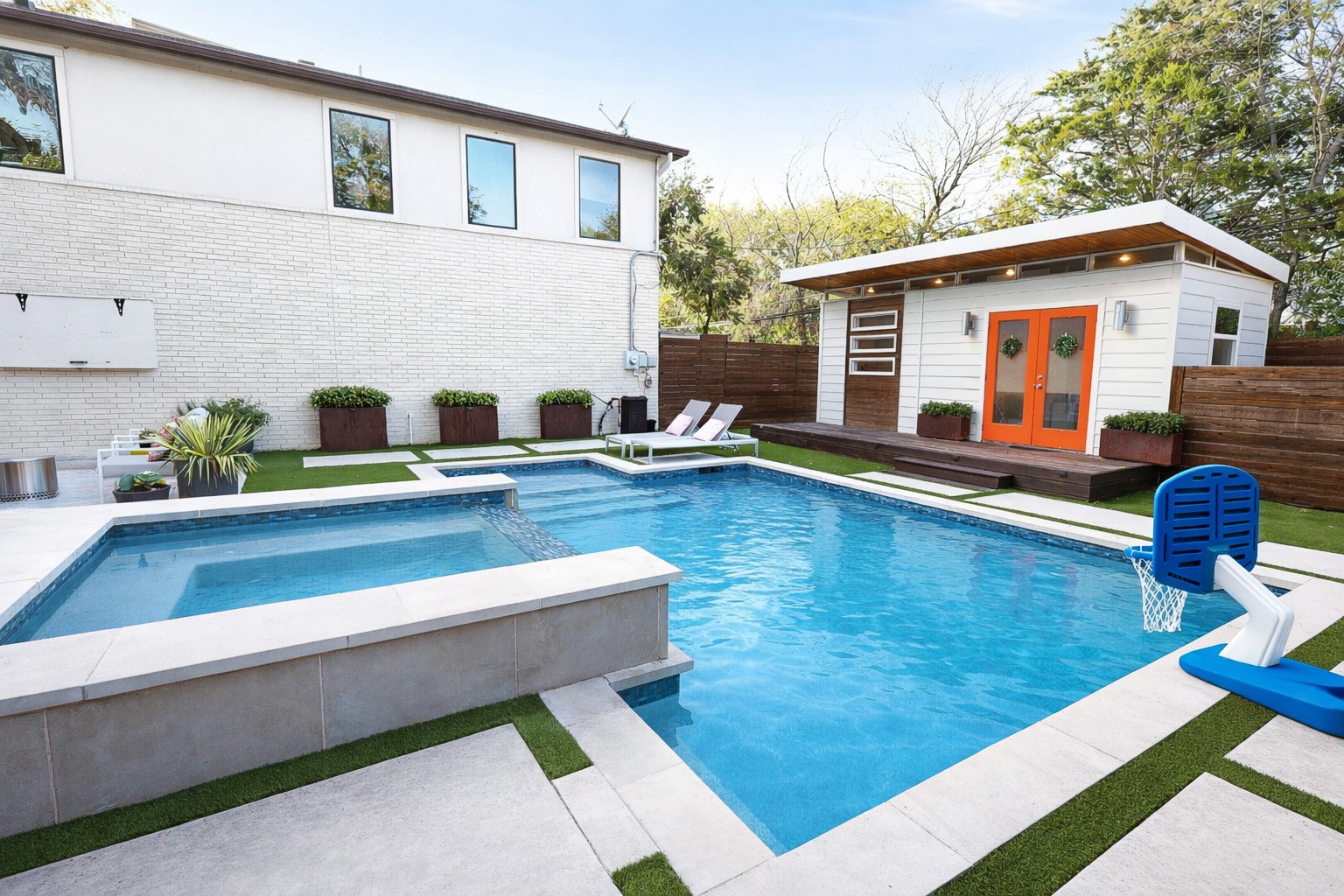 9747 Broken Bow Road