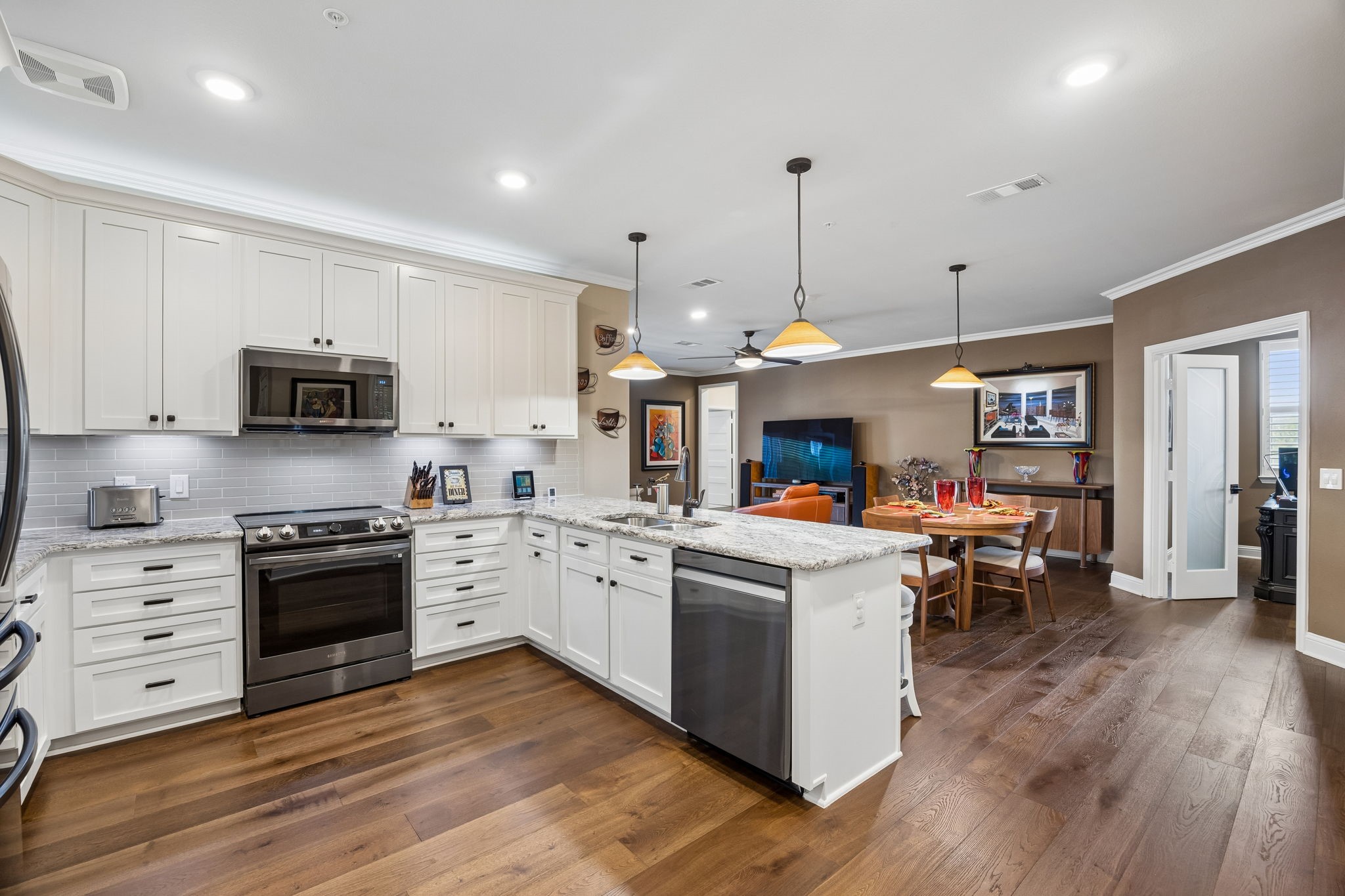 1735 Wittington Place 3207