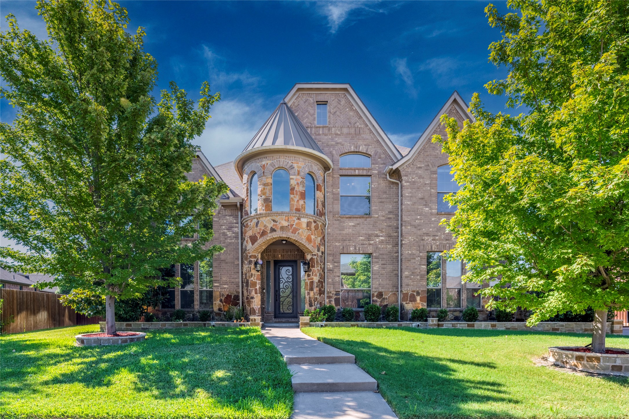 2037 Sterling Trace Drive