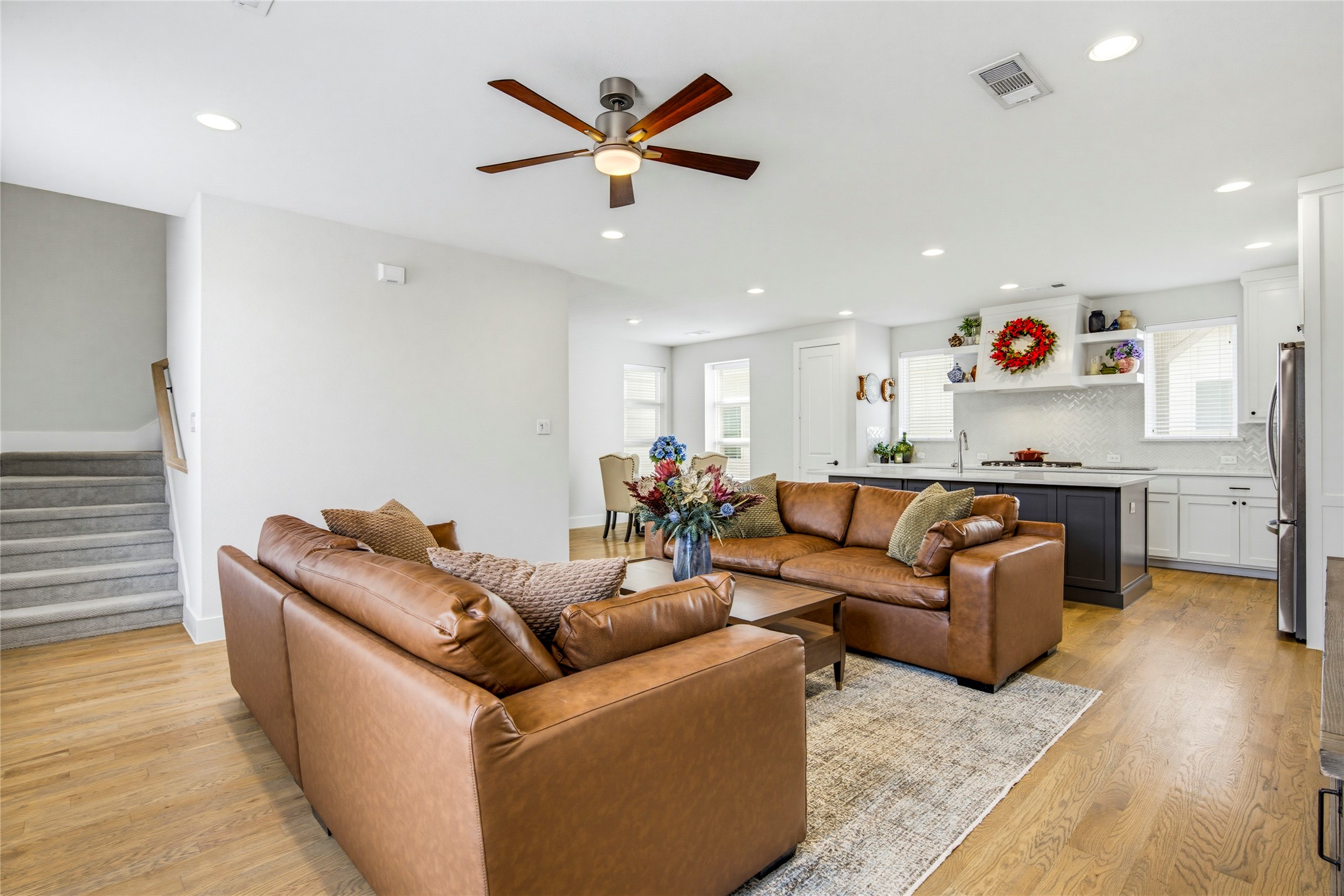 1112 Lavender Ridge
