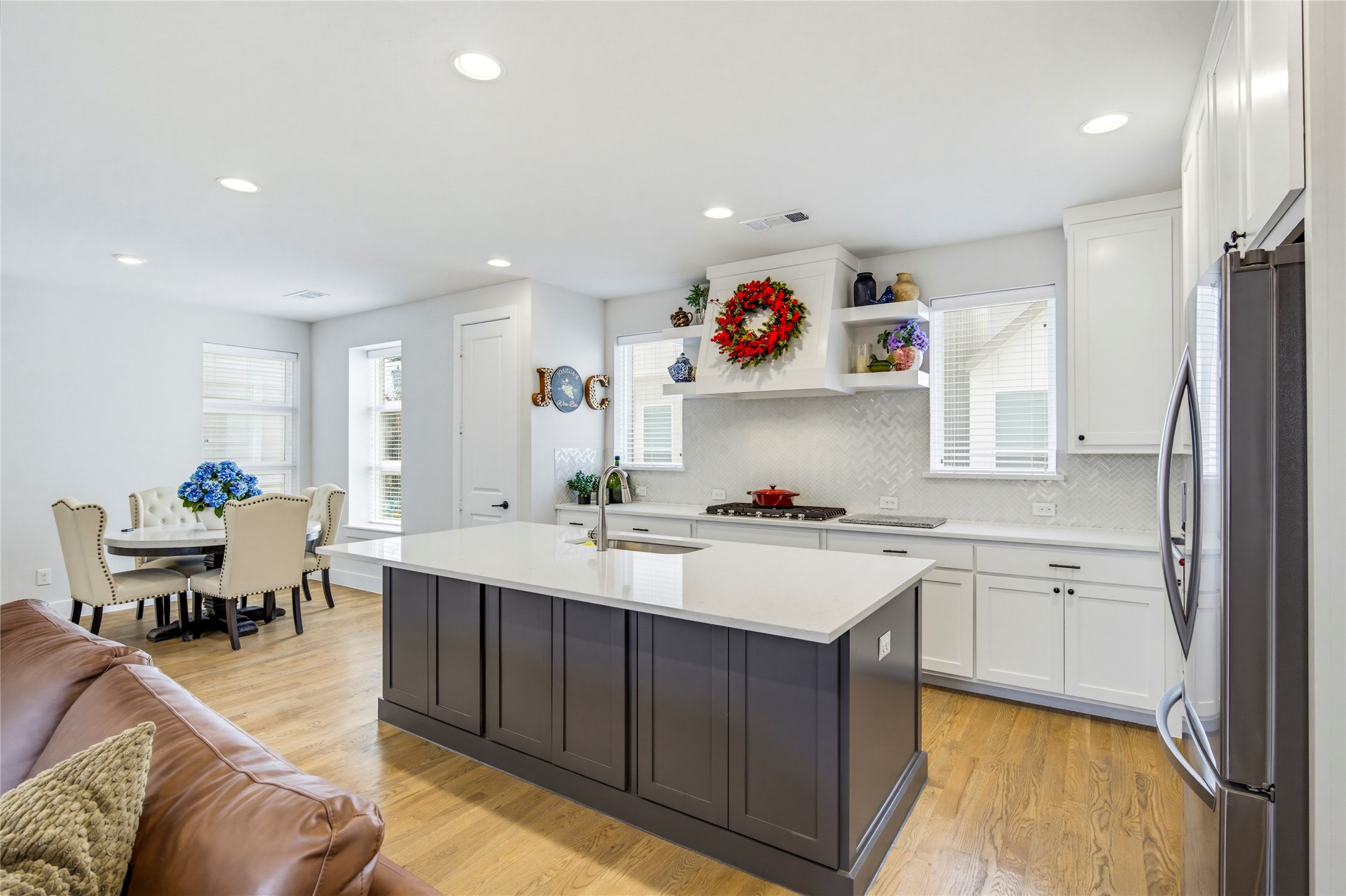 1112 Lavender Ridge
