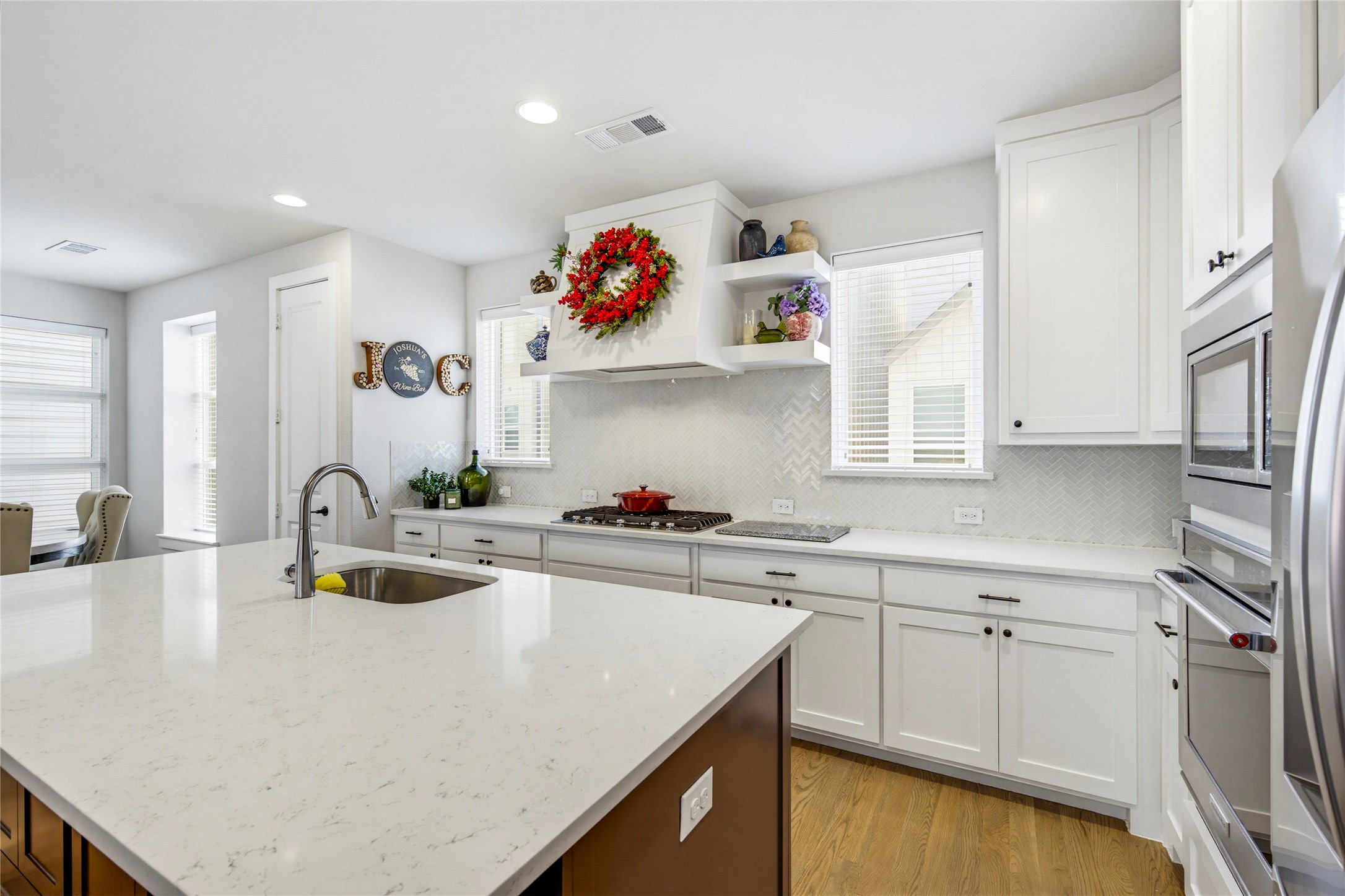 1112 Lavender Ridge