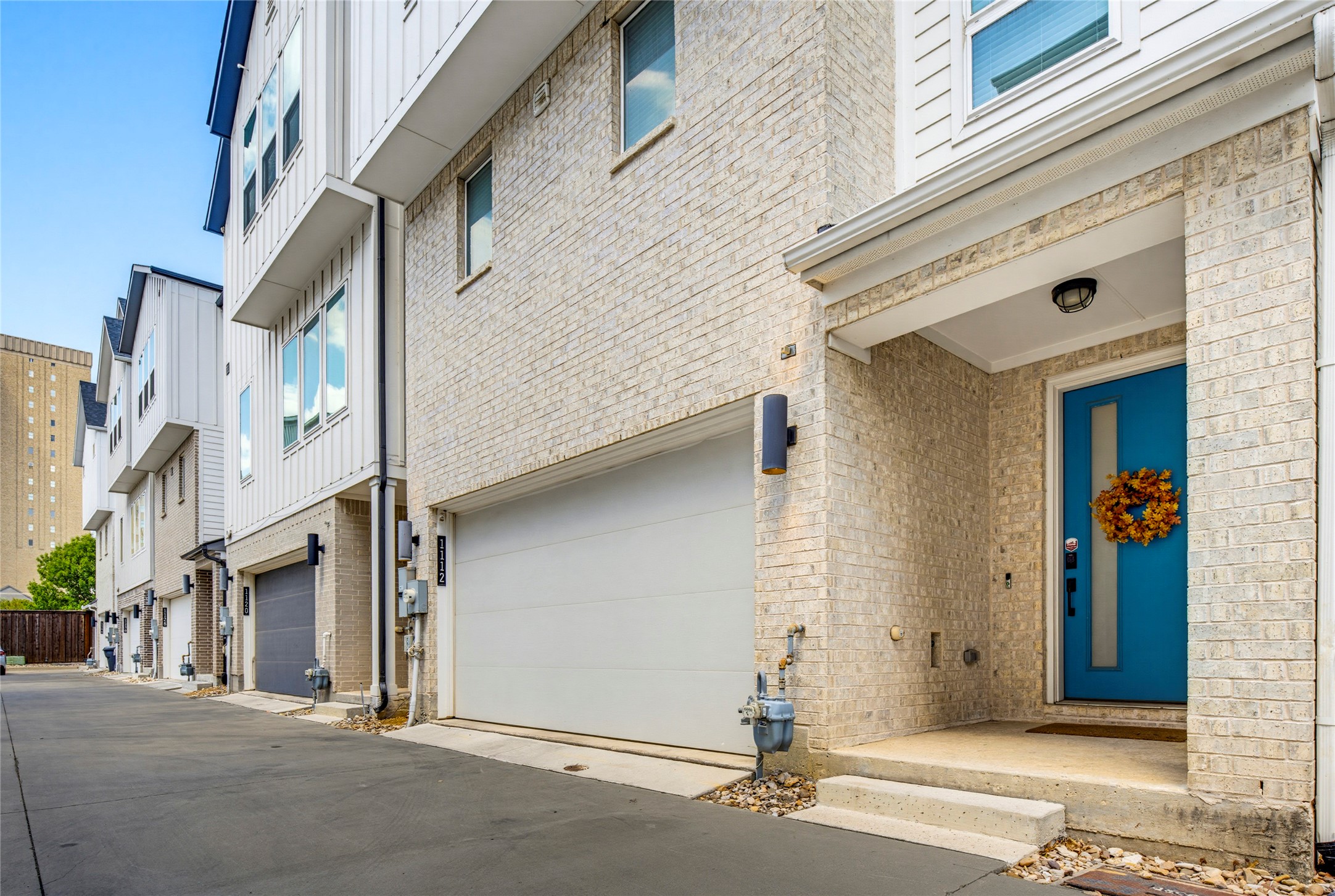 1112 Lavender Ridge